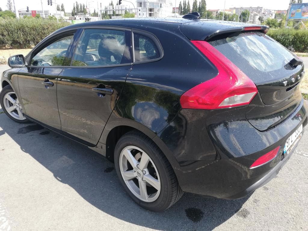 Volvo V40, Volvo V40 2,0 D2 - fotka 2