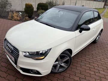 1.2TFSI 63KW,KůŽE,NAVI,2xALU