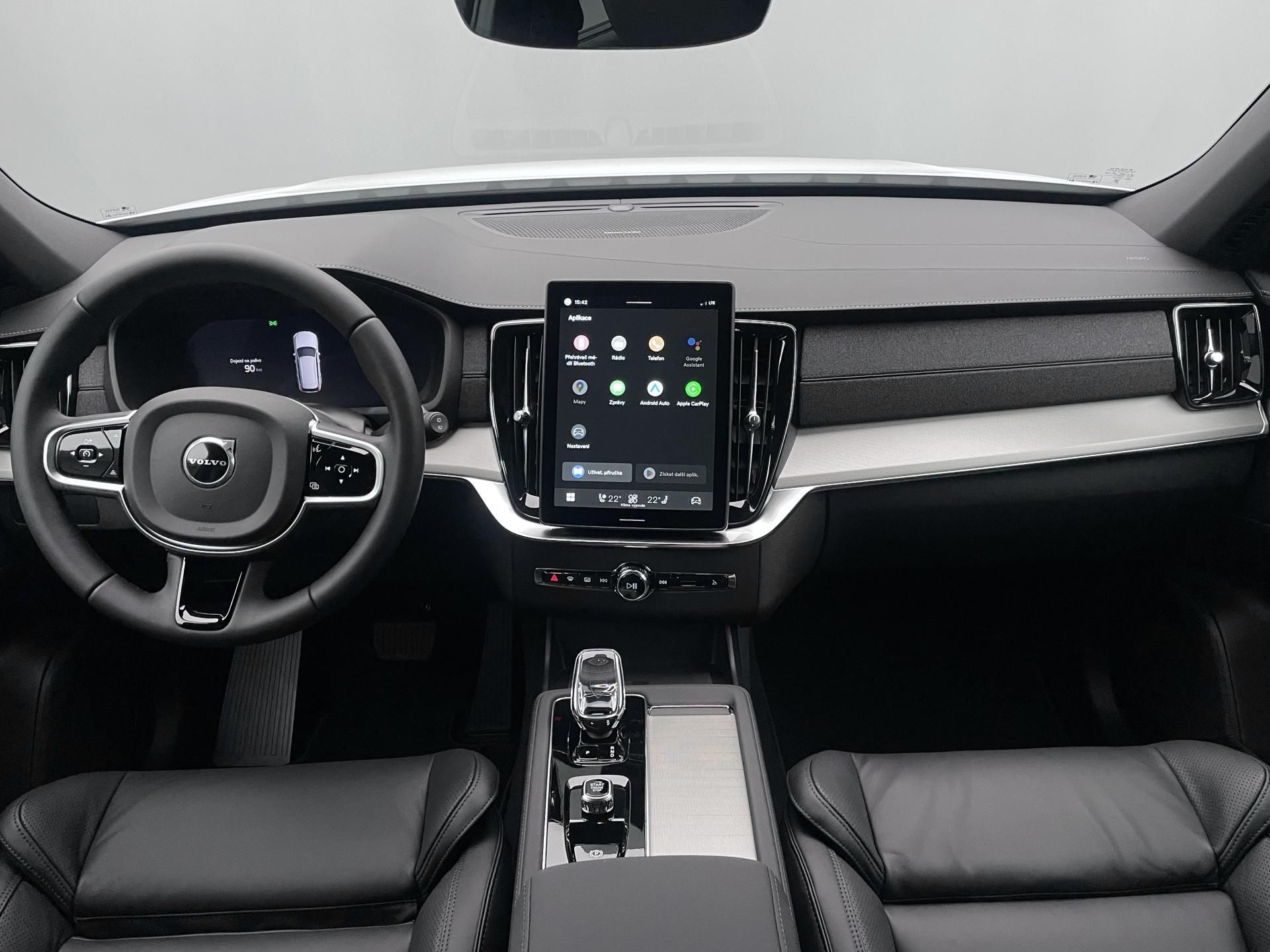 Volvo XC90, B5 AWD AUT BLACK EDITION PLUS - fotka 2