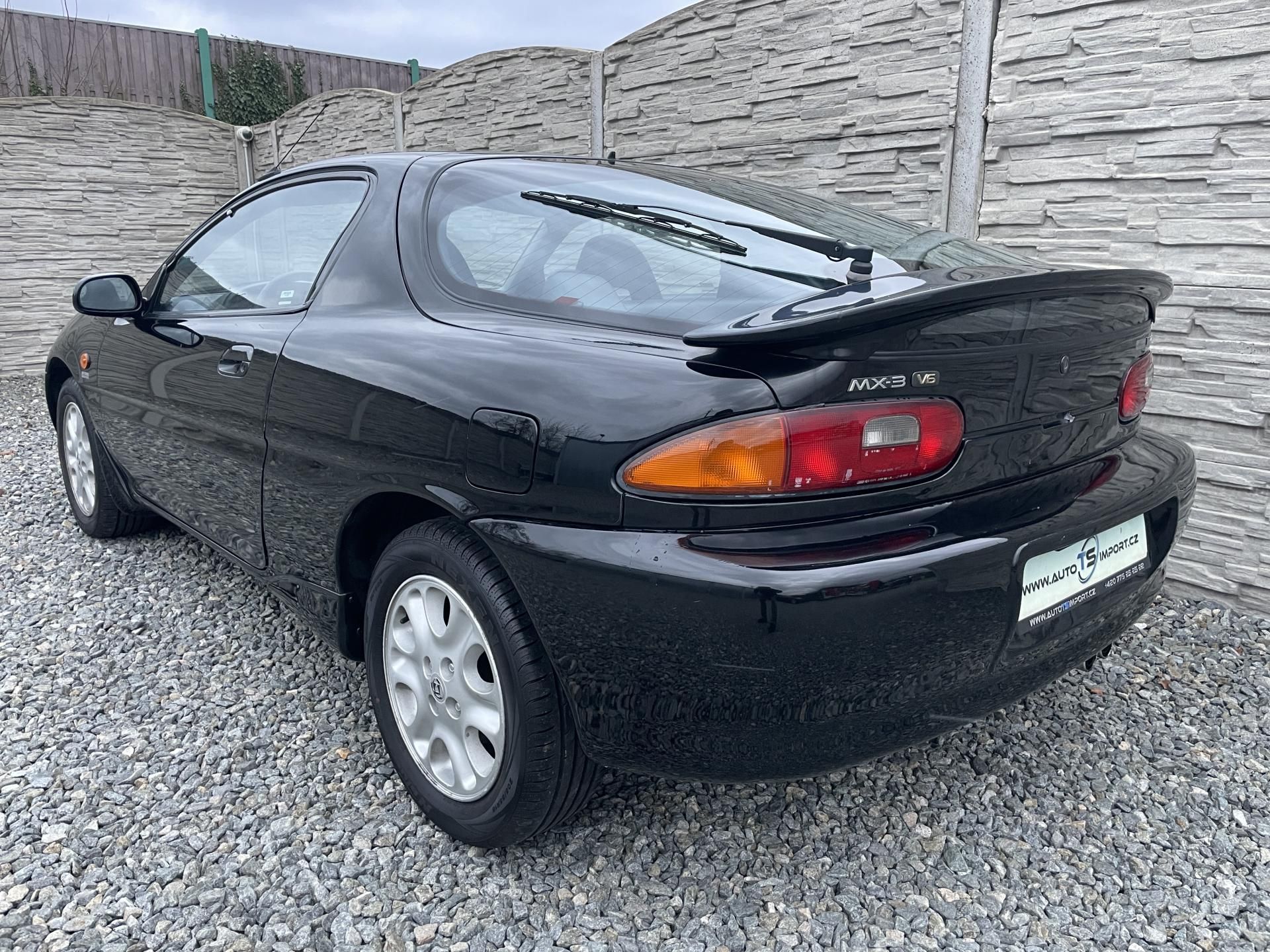 Mazda MX-3, 1.8i V6 133PS 1992 YOUNGTIMER! - fotka 3