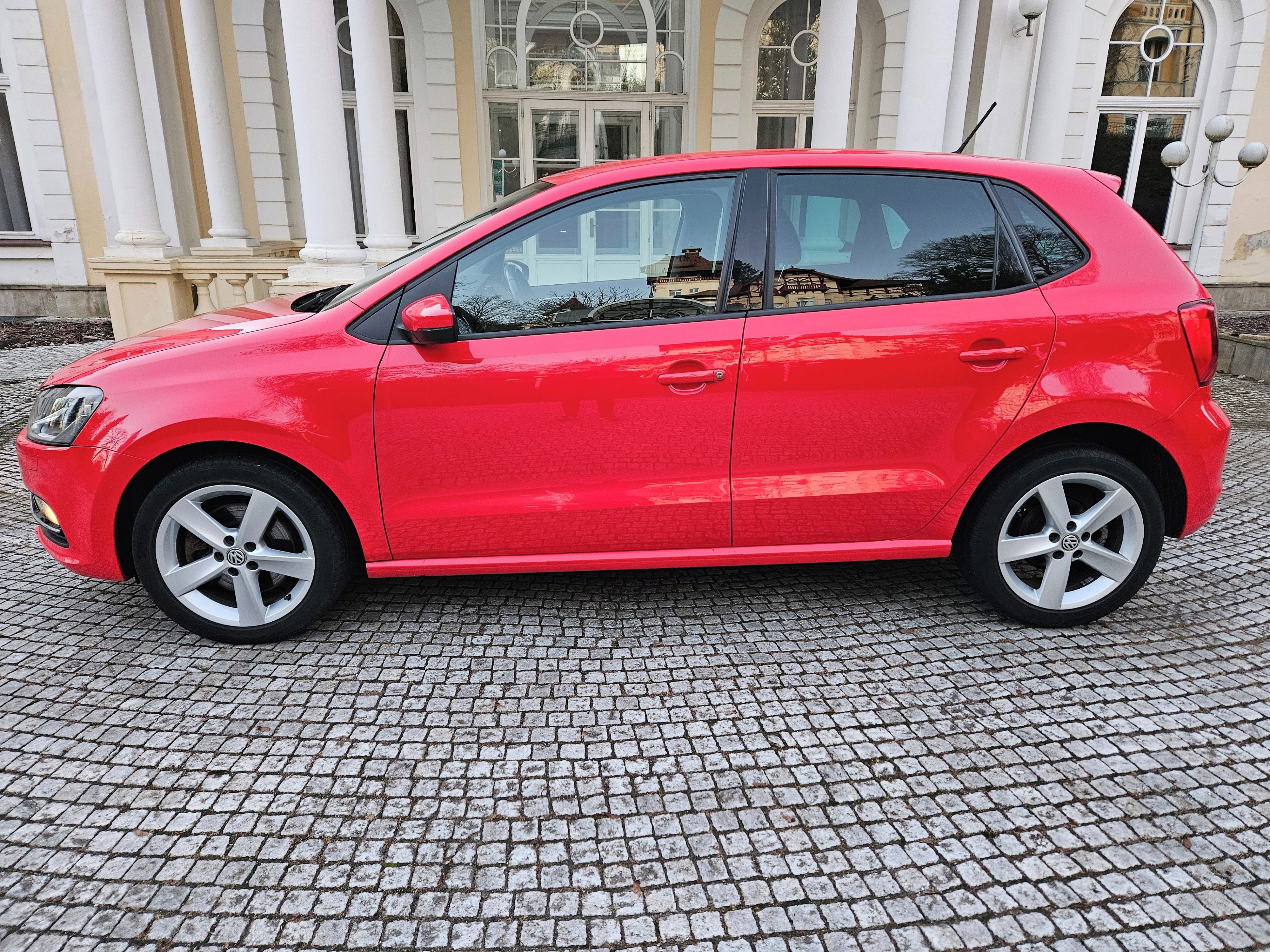 Volkswagen Polo, Highline 1.majitel Dovoz SRN - fotka 2