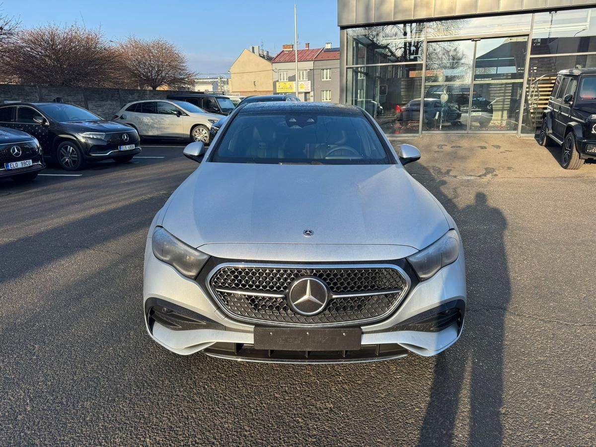 Mercedes-Benz Třídy E, E 450 d 4MATIC - fotka 2