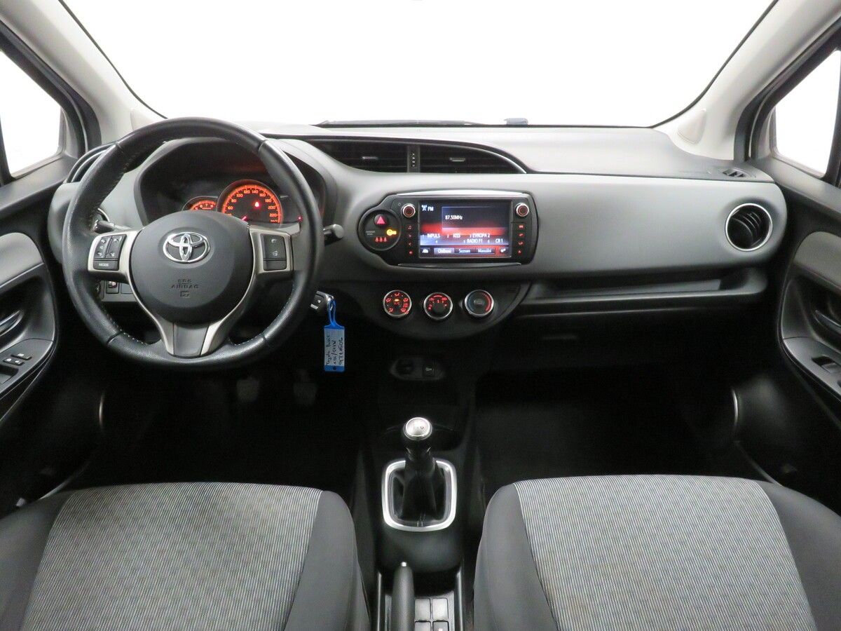 Toyota Yaris, 1.0 VVT-i 51 kW Trend - fotka 5
