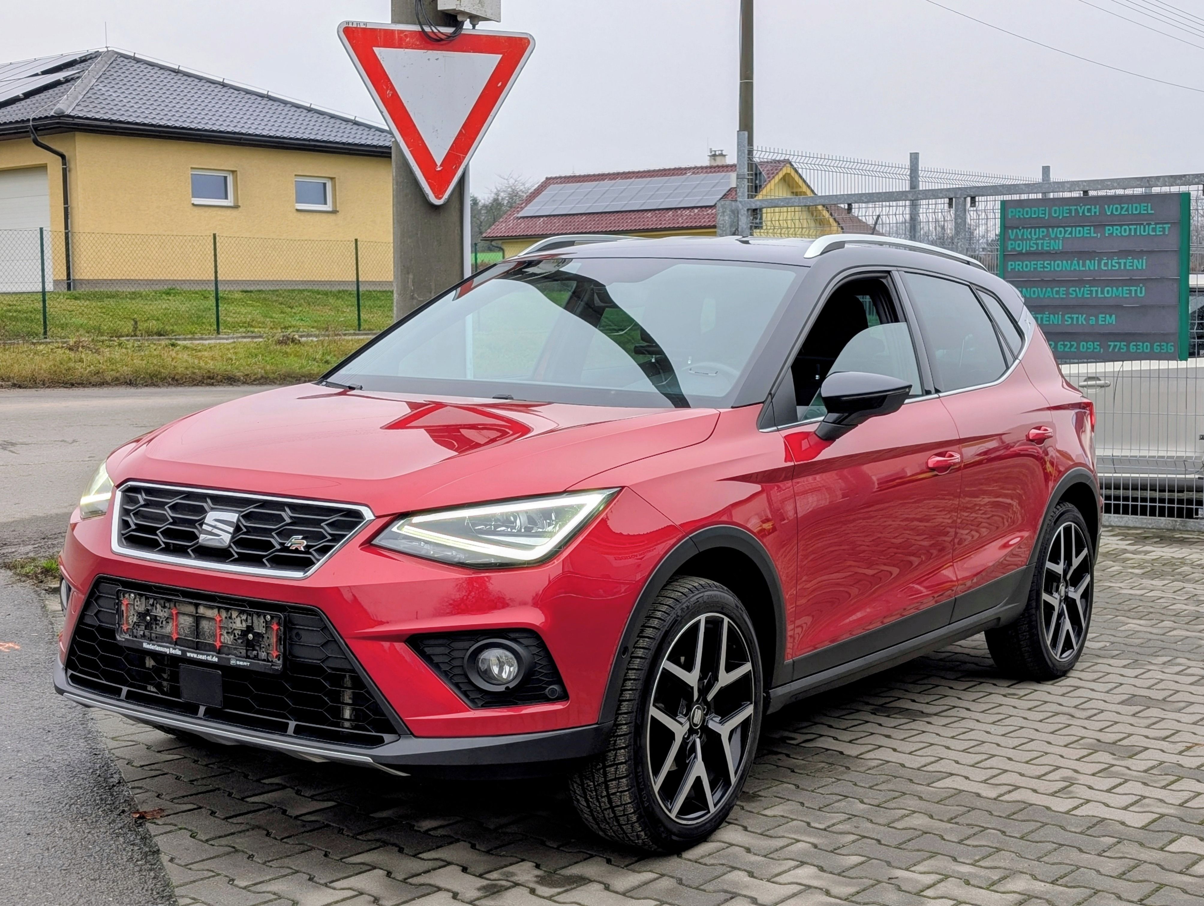 Seat Arona, FR 1.0TSi 85KW 2019 DSG TAŽNÉ - fotka 2
