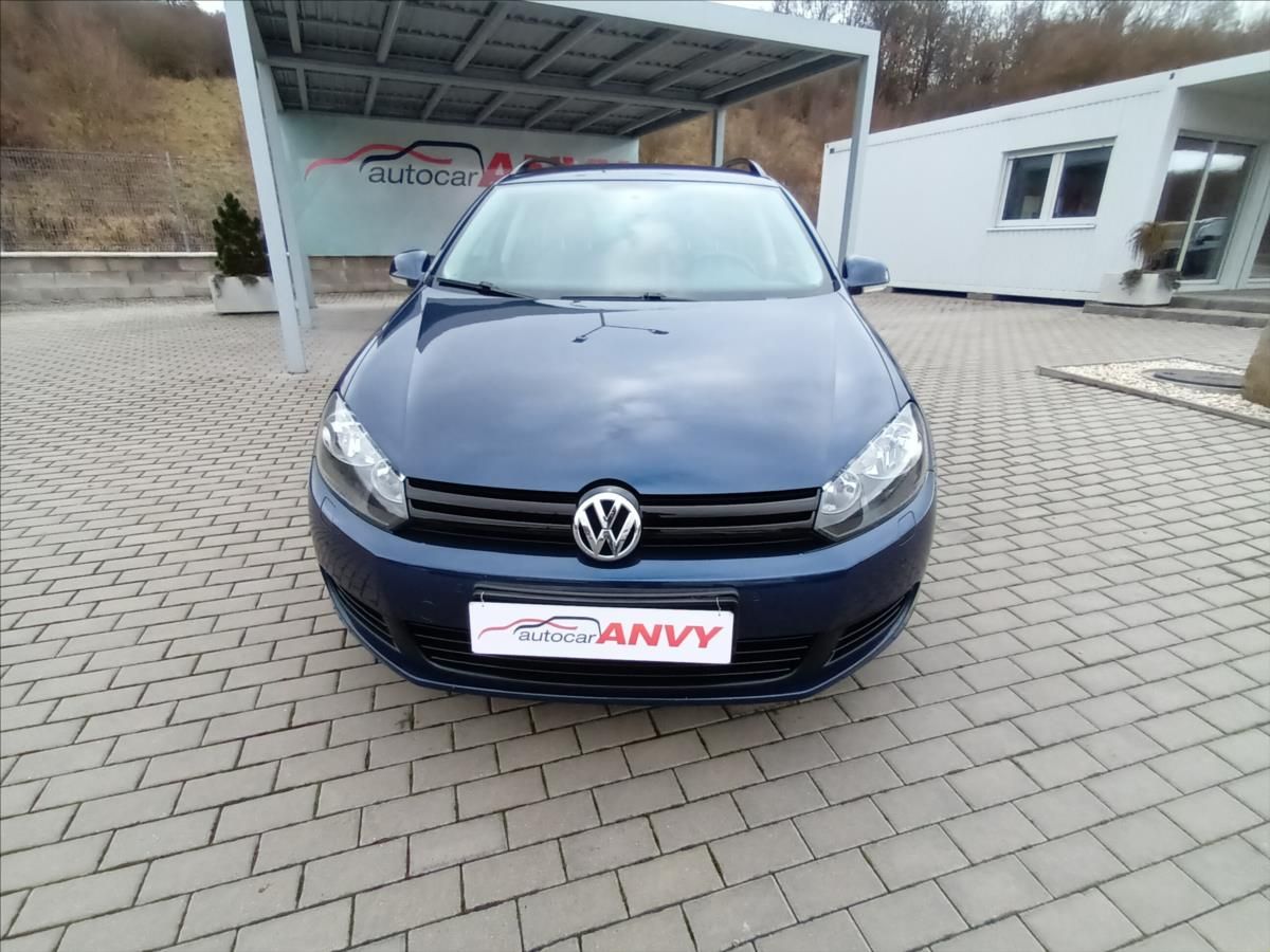 Volkswagen Golf, 1,2 TSI,KLIMA,VÝHŘEV,SERVISKA - fotka 2