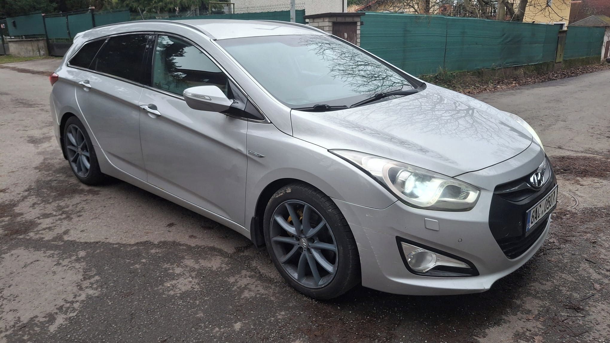 Hyundai i40, 1,6crdi, na splátky všem