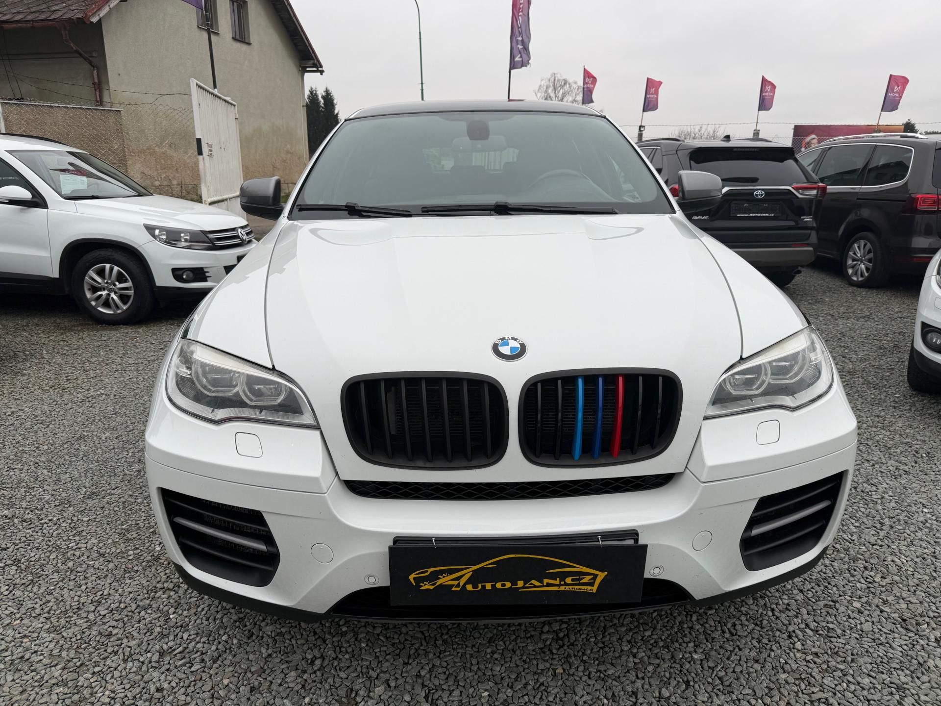 BMW X6, M50d - fotka 2