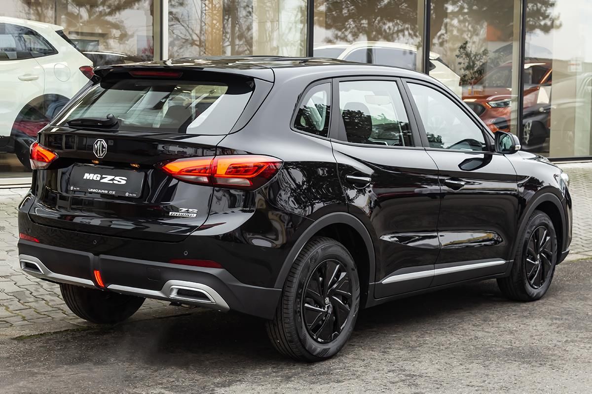 MG ZS, 1,5 HEV  Essential - fotka 5
