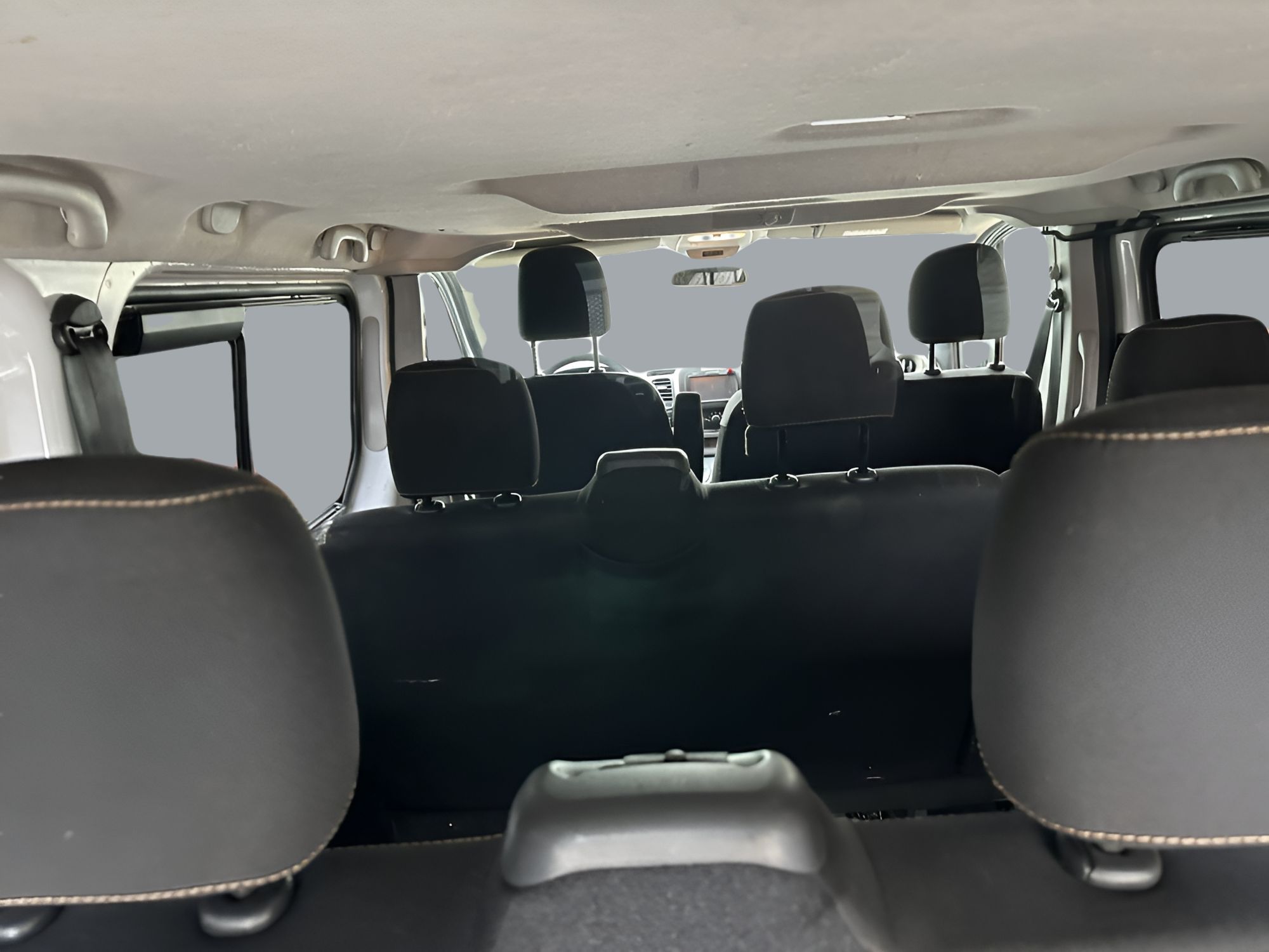 Renault Trafic, 1.6dCi 92kW 9 míst Long - fotka 6