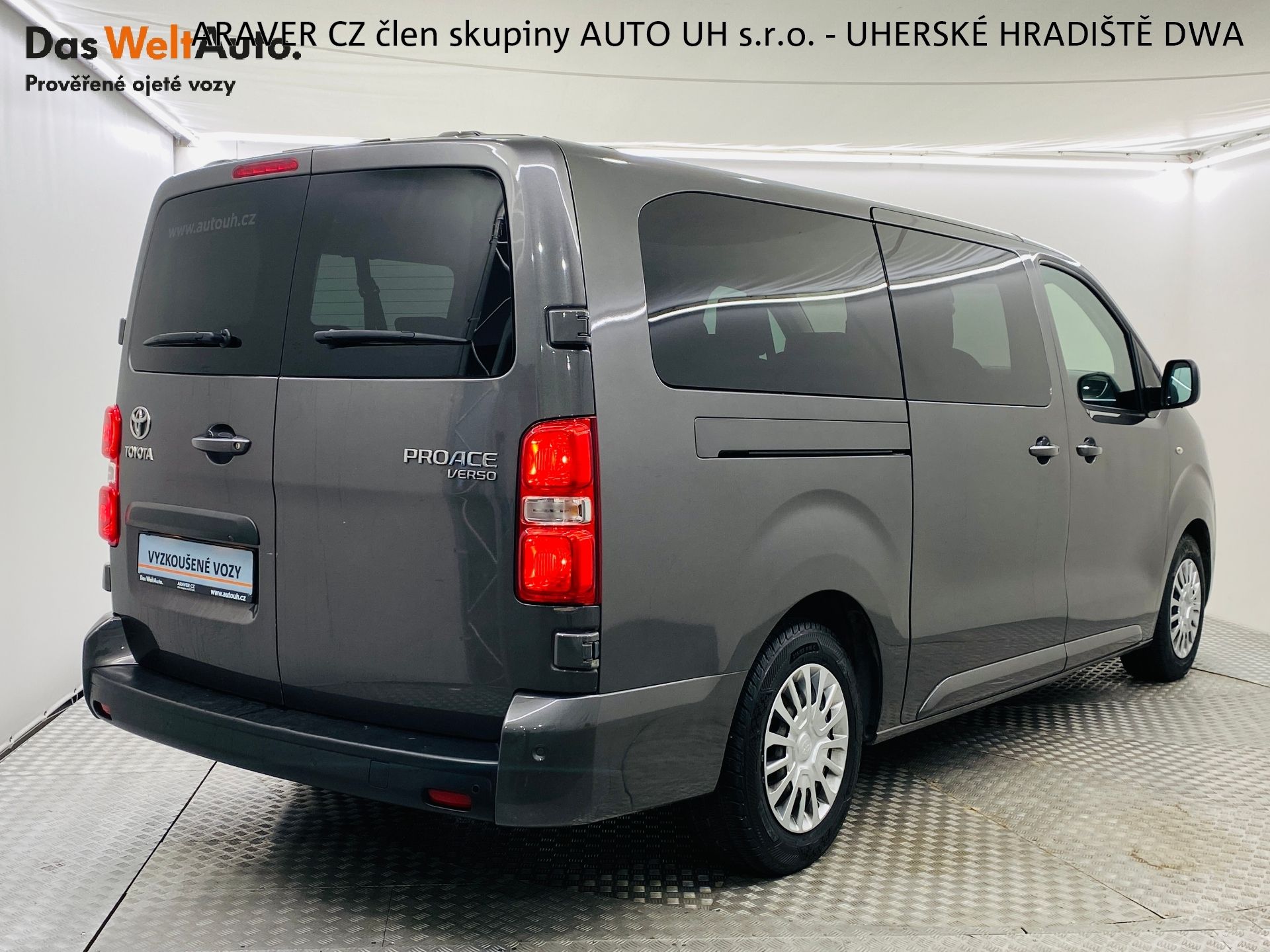 Toyota Proace Verso, 2.0D-4D 106kW 8Míst - fotka 2