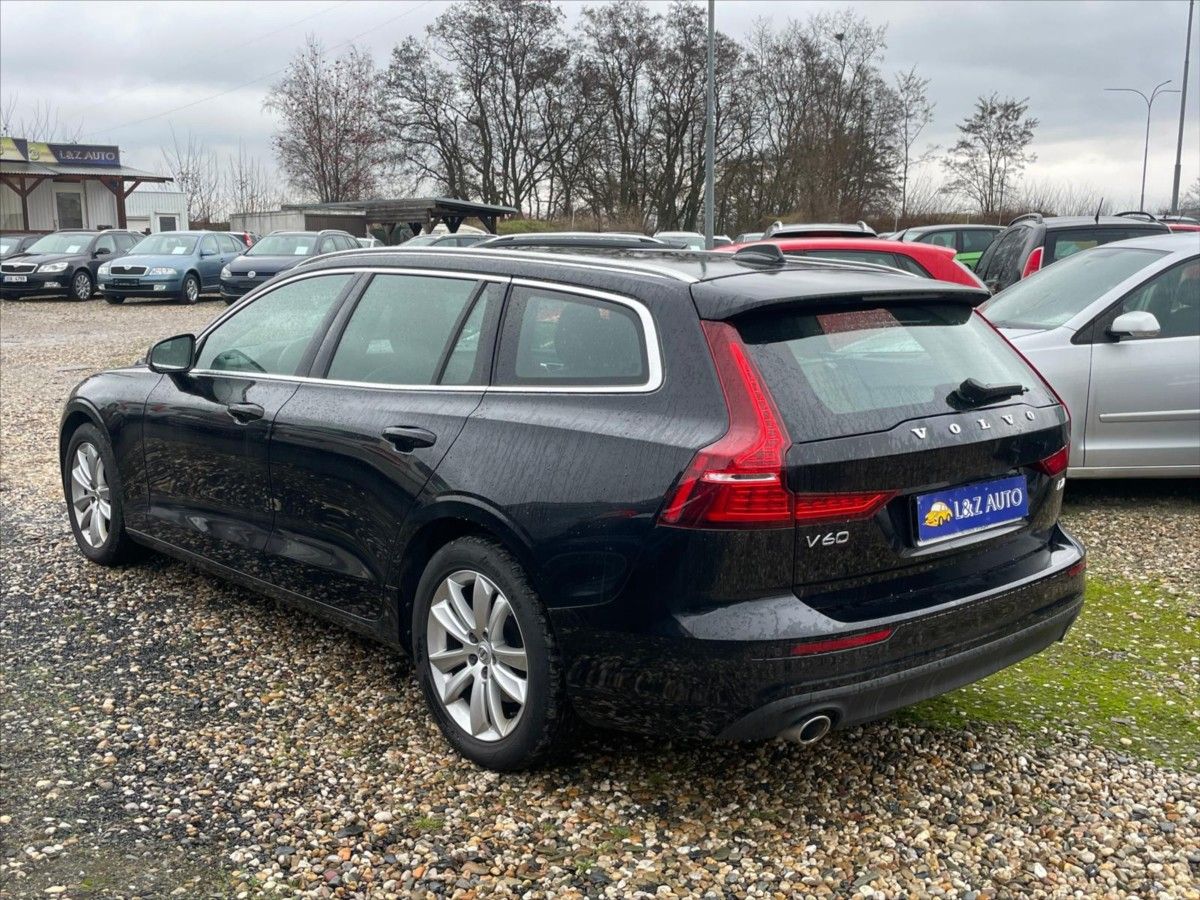 Volvo V60, 2,0 D4 - fotka 4
