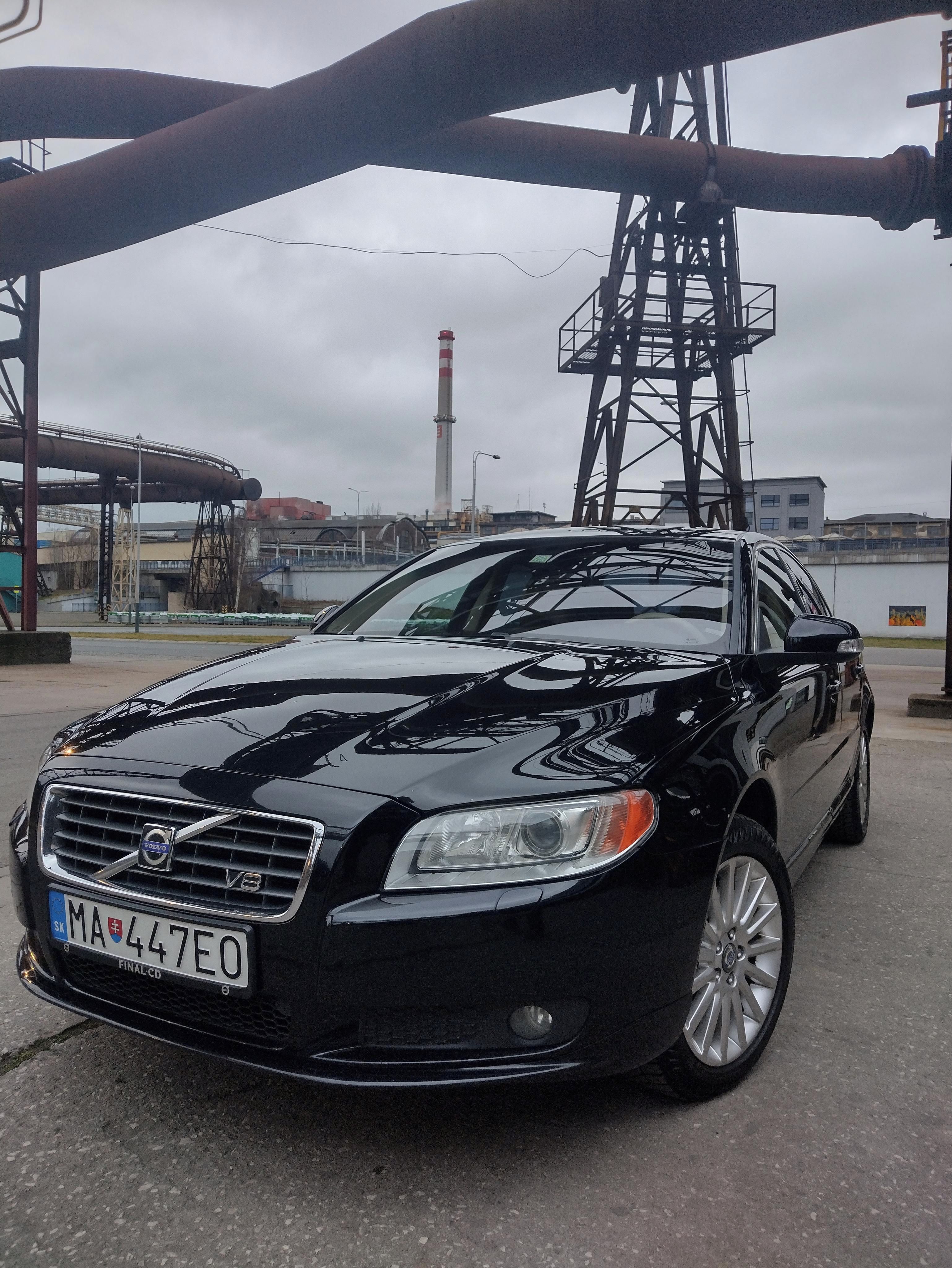 Volvo S80, 4.4 V8 AWD (4x4)