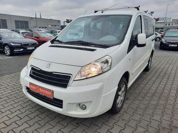 2.0 HDi *9 MÍST*TAŽNÉ* 4x4