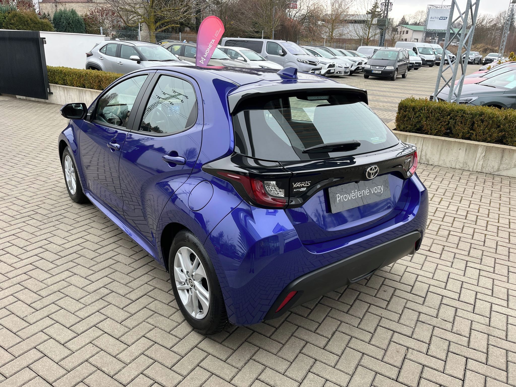 Toyota Yaris, 1.5 Hybrid e-CVT Comfort - fotka 4