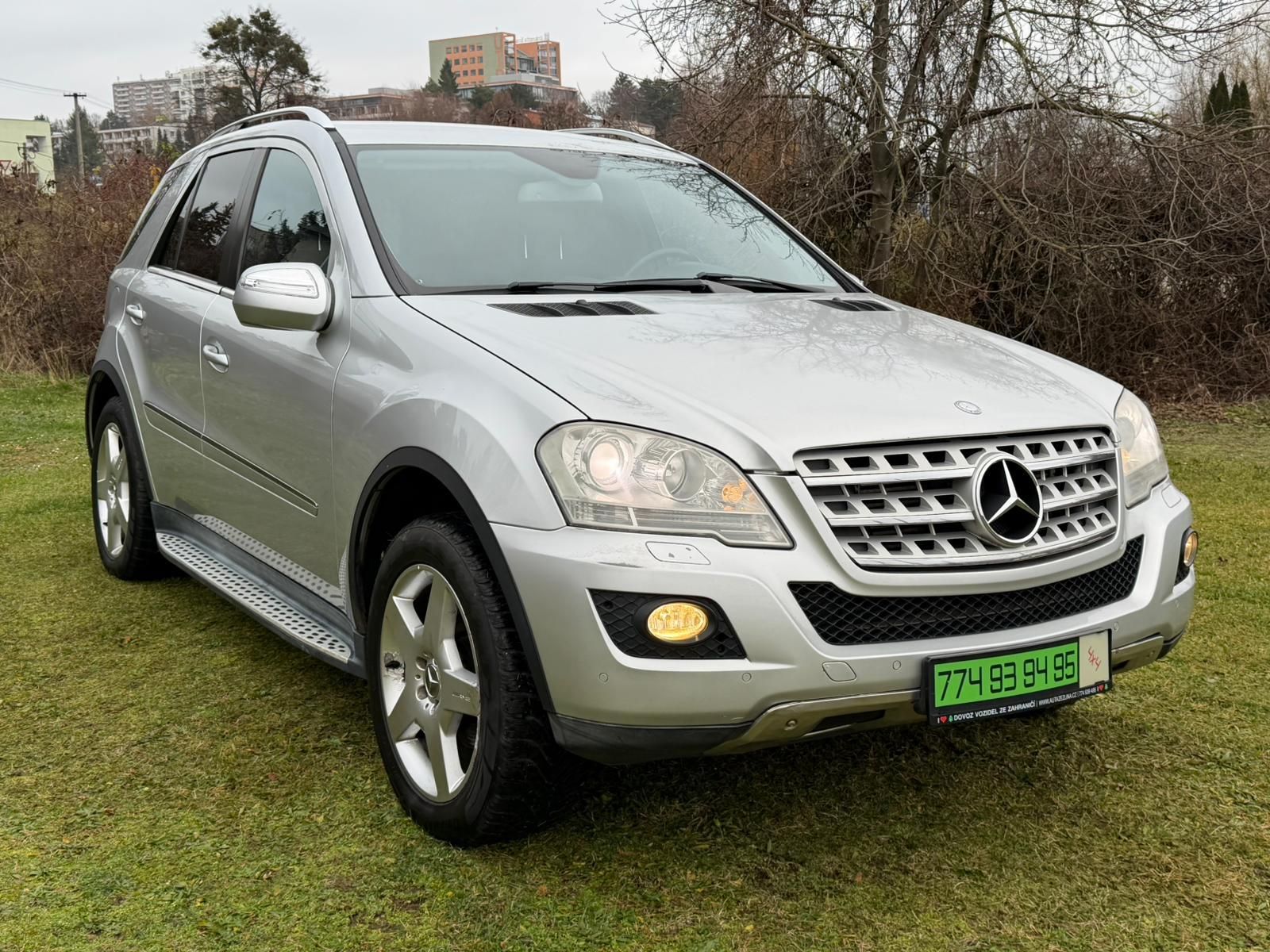 Mercedes-Benz Třídy M, 350 CDI 4x4 -PARKOVACÍ SENZORY - fotka 2