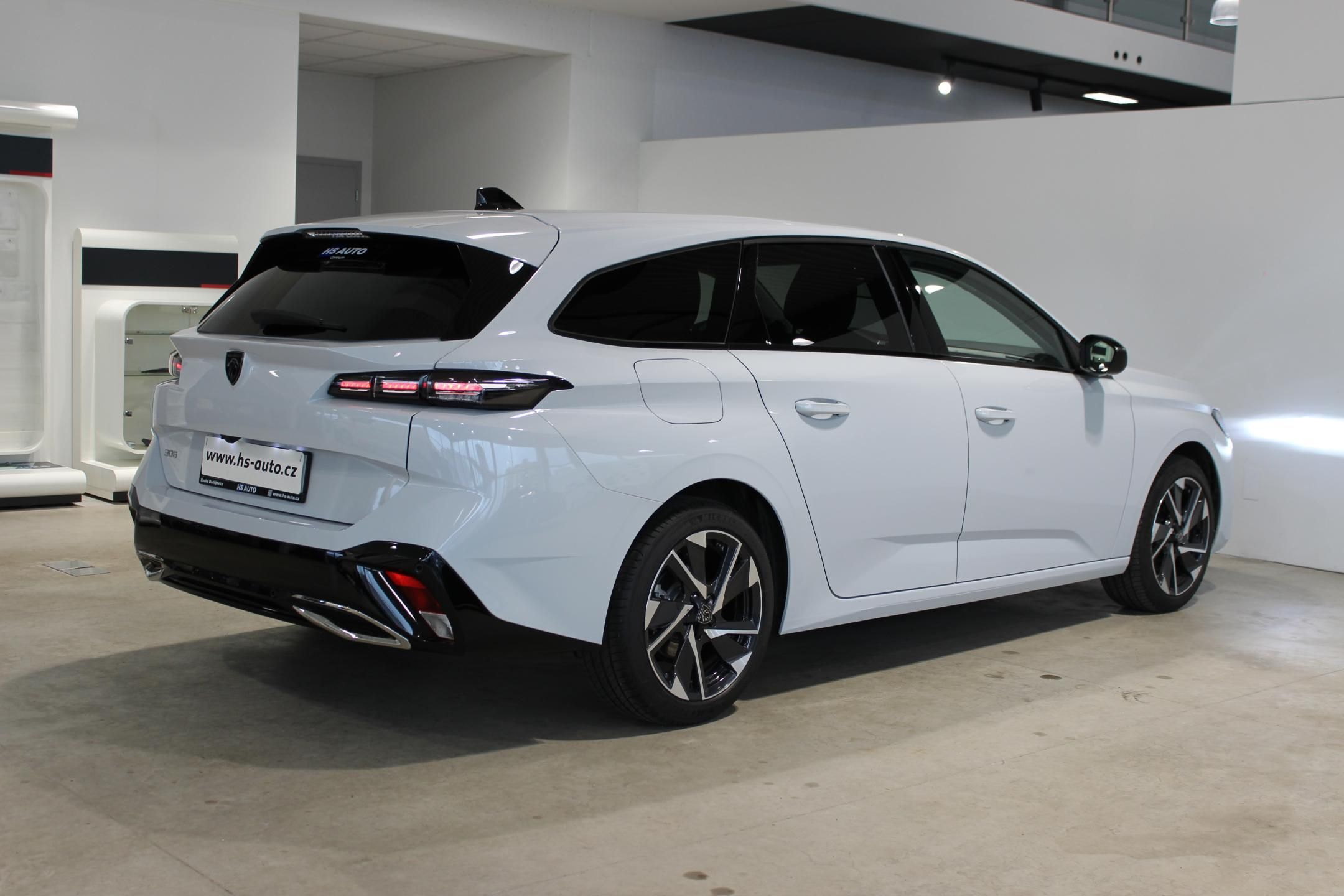Peugeot 308, Allure Hybrid 136e-DCS6,DPH,ČR - fotka 4