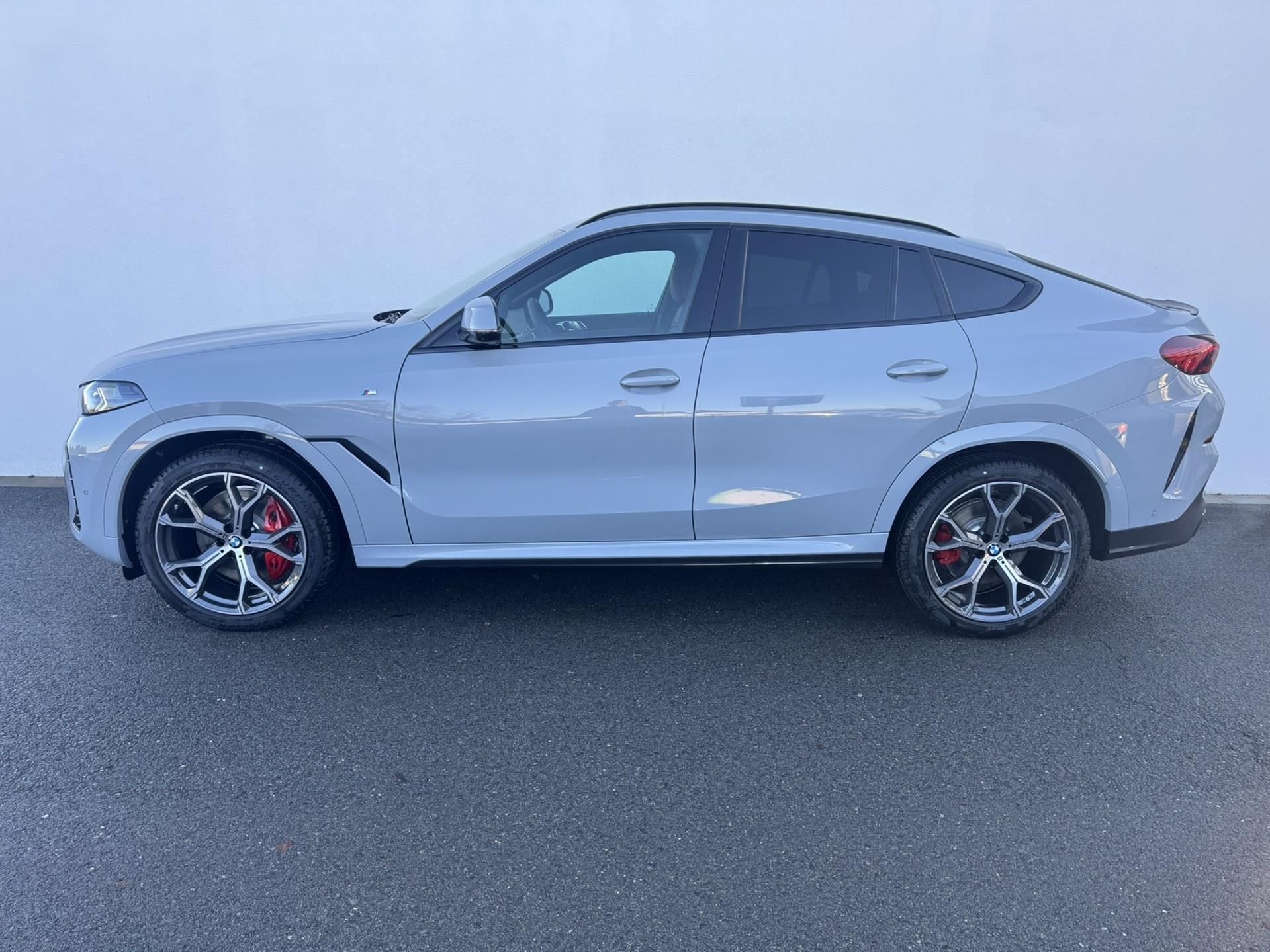 BMW X6, X6 xDrive 40i - fotka 4