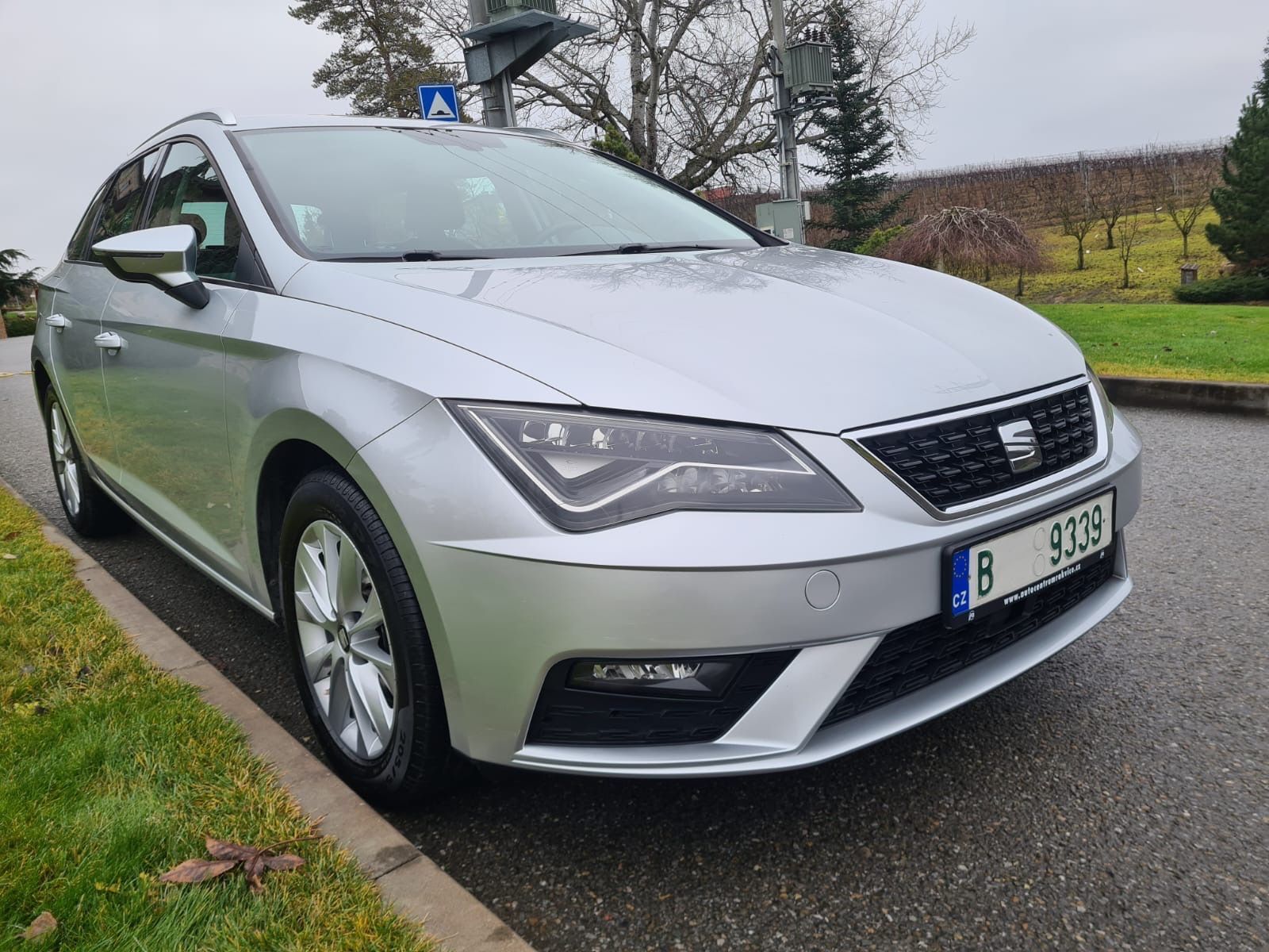 Seat Leon, 1.6 TDi ST 85KW DSG NAV - fotka 2