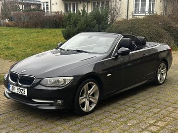 E93 320D 135kW Cabrio Xenony