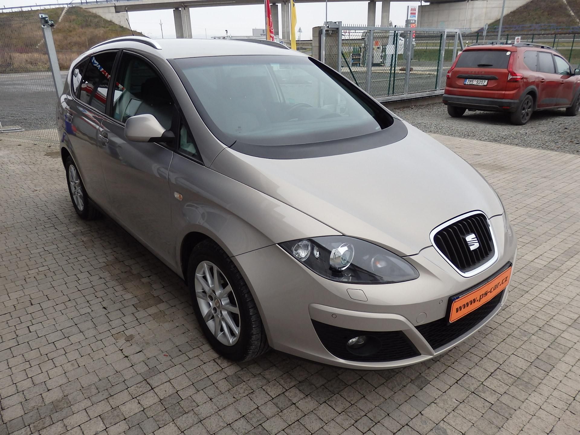 Seat Altea, XL 1.6 TDI 77kW DSG, 10xAIRBAG - fotka 3