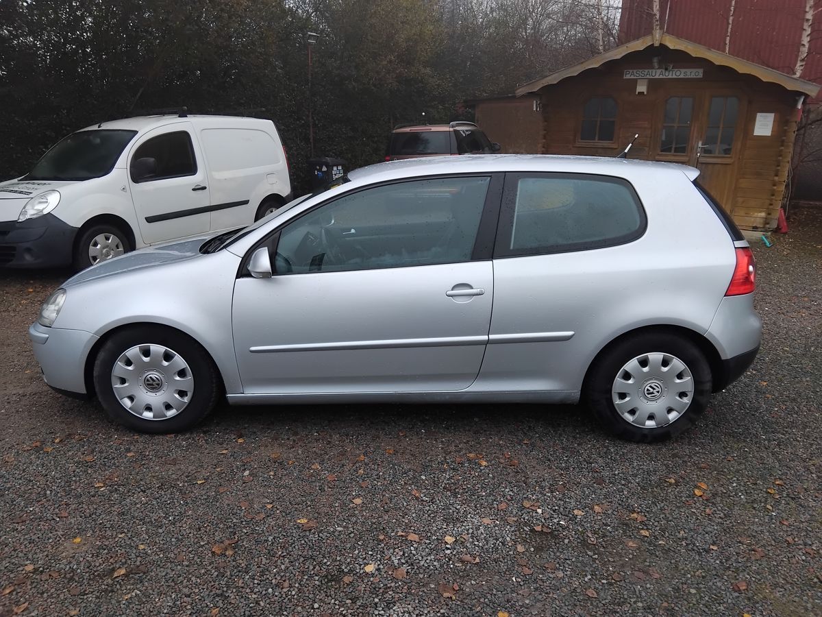 Volkswagen Golf, TDi Automat - fotka 5