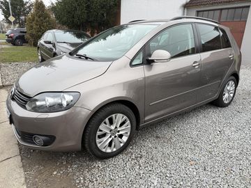 1.4 TSI ALU VYBAVA.