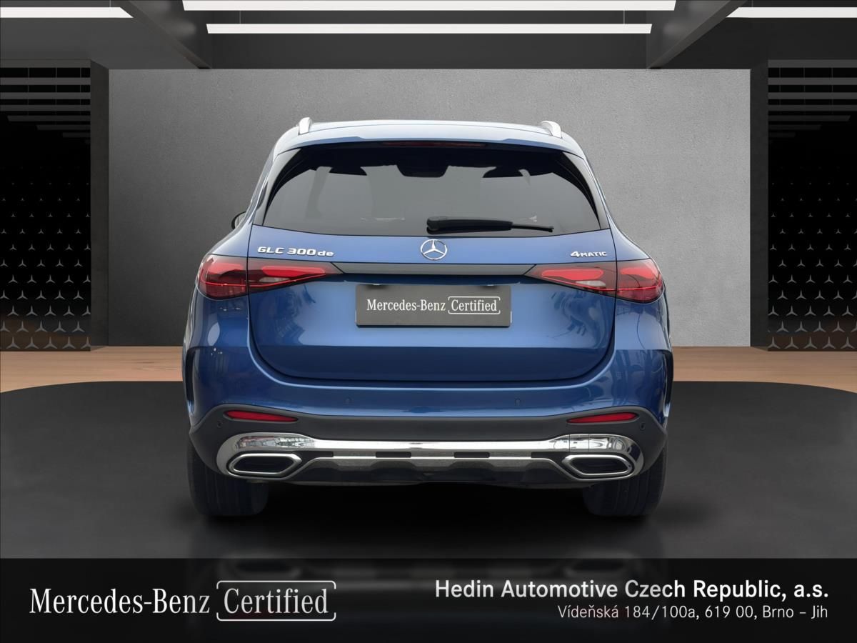 Mercedes-Benz GLC, 300 de 4M AMG hybrid - fotka 4