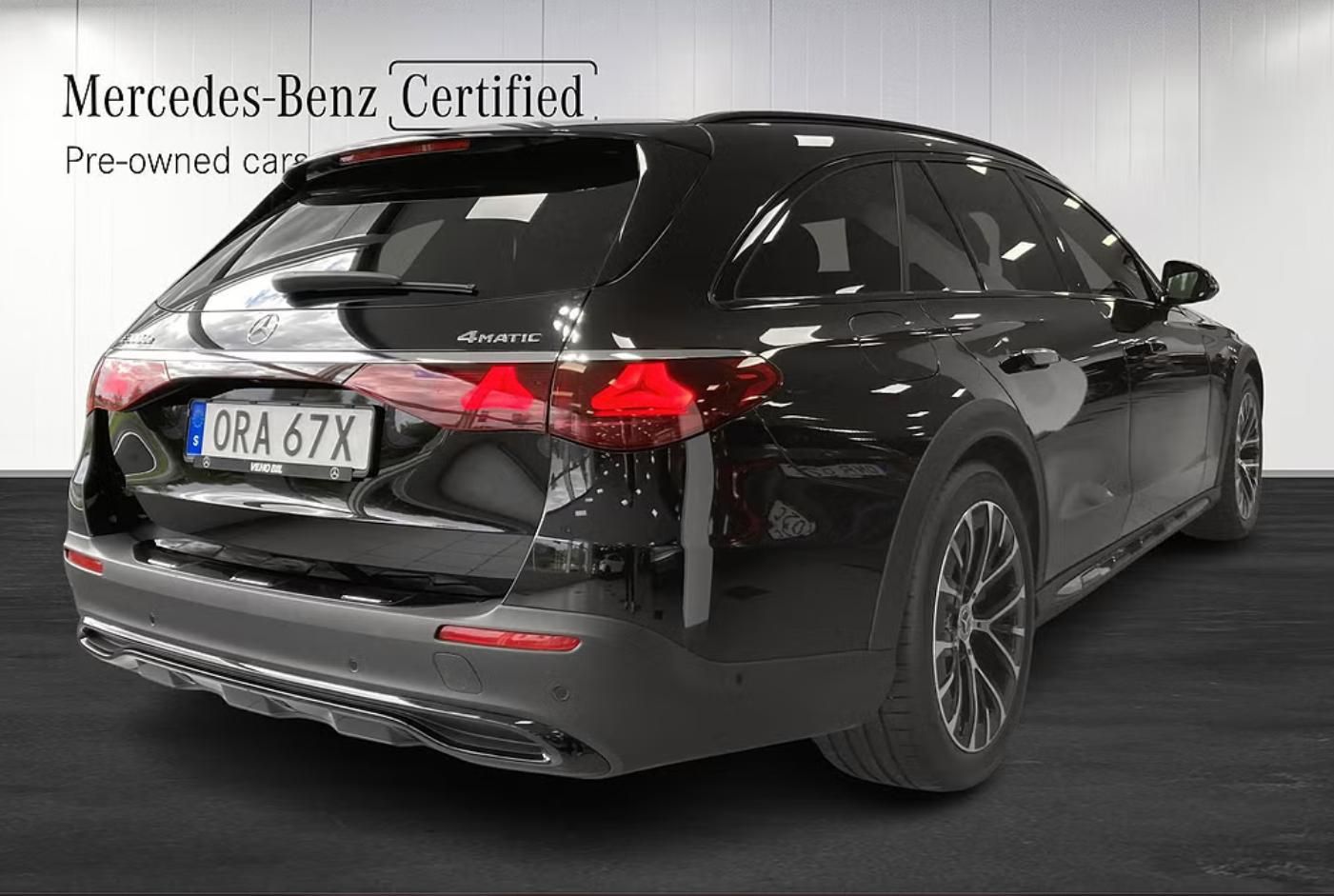 Mercedes-Benz Třídy E, 300d e AllTerrain Béžová kůže - fotka 3