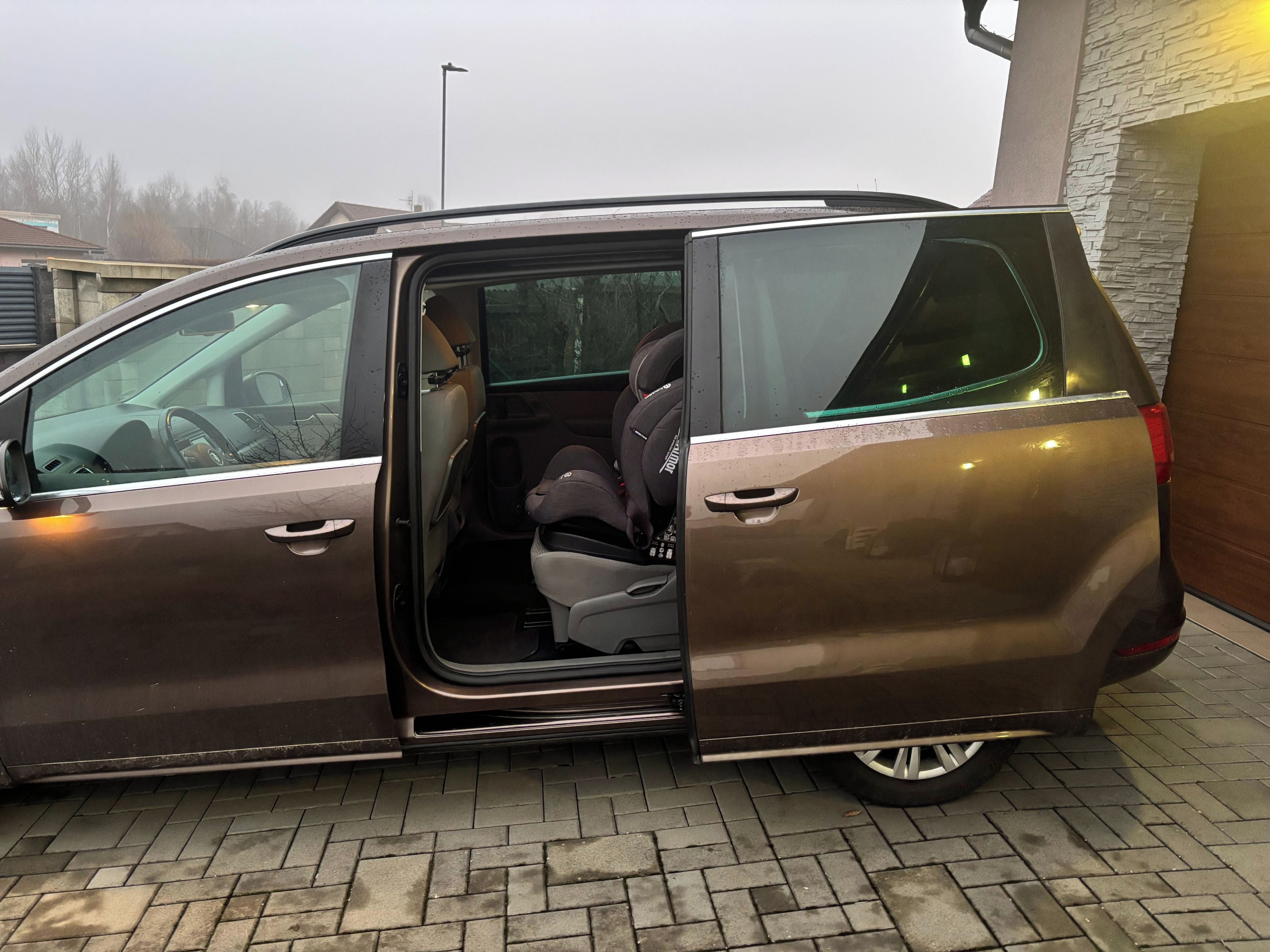 Volkswagen Sharan, 1.4TSI 110kW,LPG,ROZVODY,TAŽNÉ - fotka 6