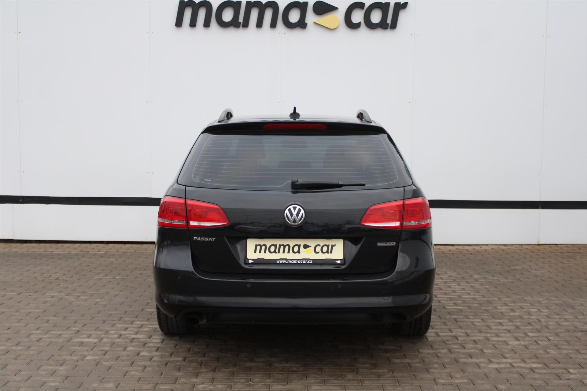 Volkswagen Passat, 1.6 TDI 77kW NAVI SERVIS. KN. - fotka 6