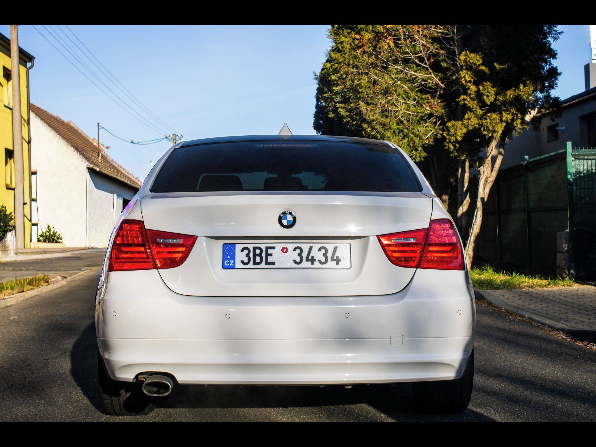BMW Řada 3 - fotka 6