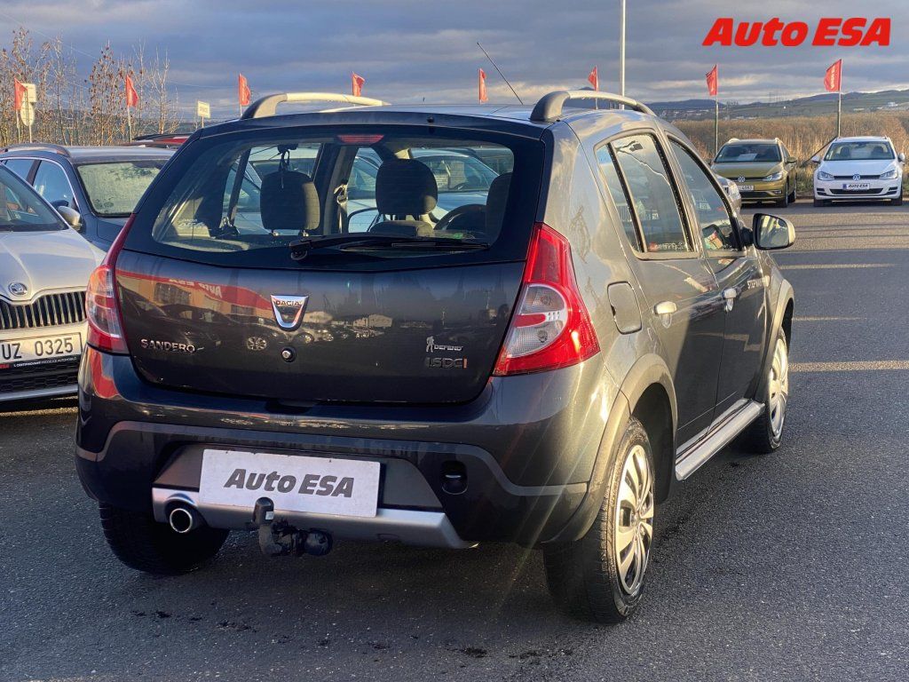 Dacia Sandero, 1.5 dCi,AC,tažné - fotka 6