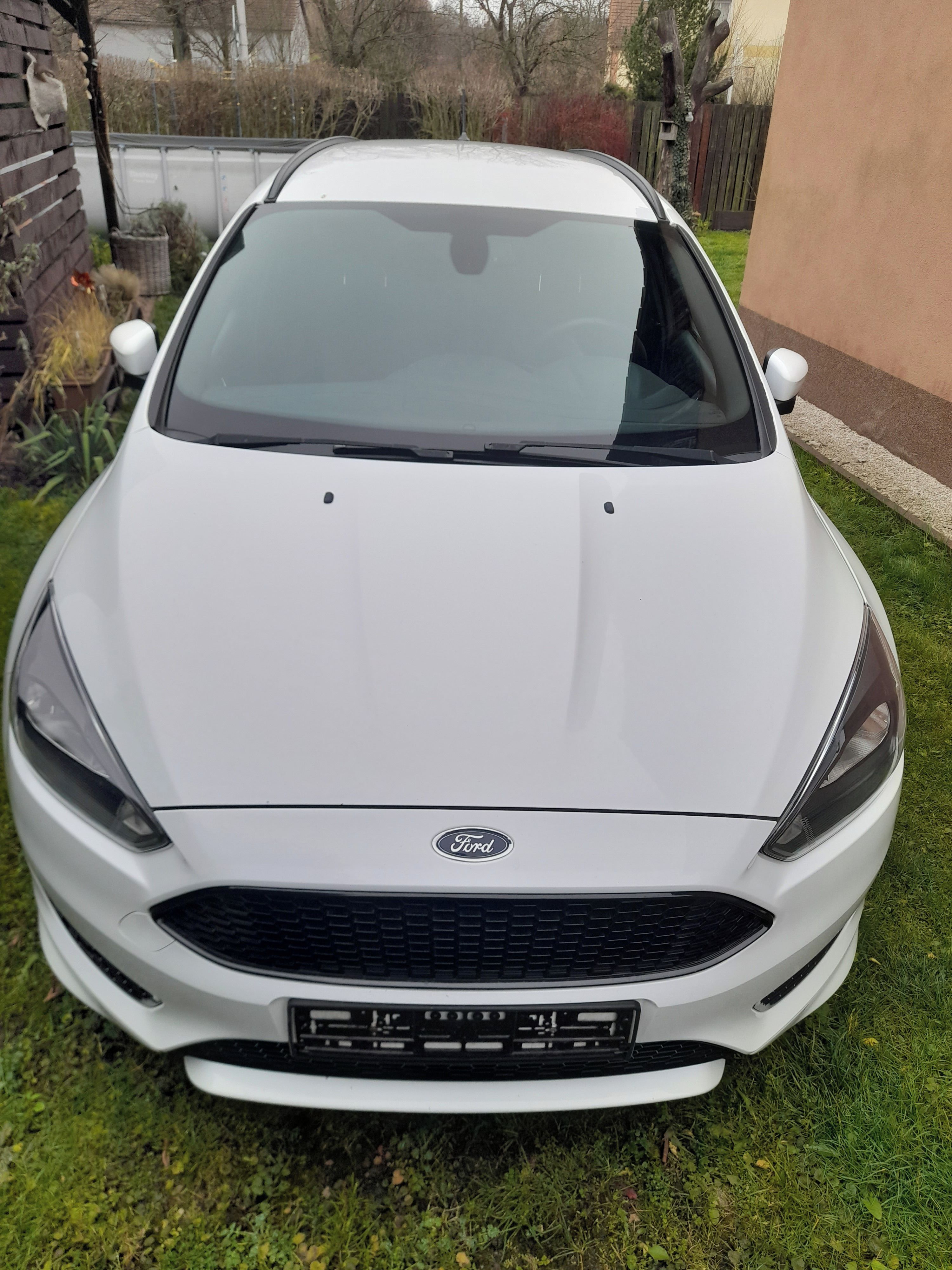 Ford Focus, ST-line 1,5i 134kw  1 Majitel - fotka 2
