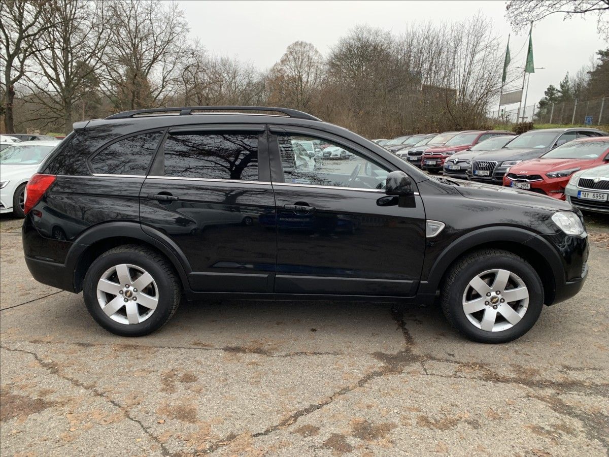 Chevrolet Captiva, 2,0 CDTI AUTOMAT,7.MÍST - fotka 4