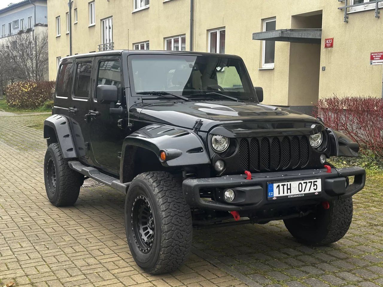 Jeep Wrangler Sahara, 3.6 V6 Unlimited 4x4 Kůže Navi - fotka 3