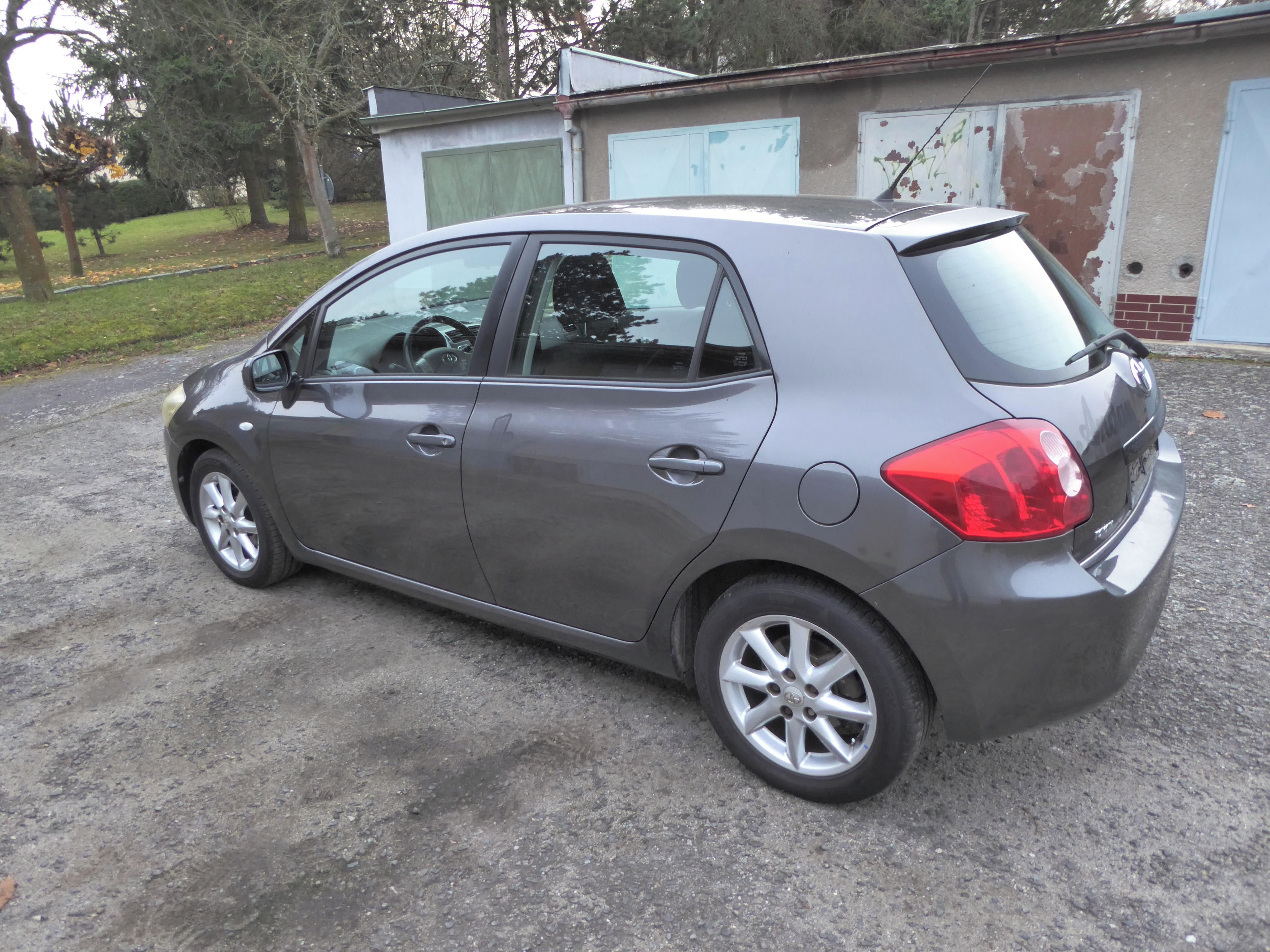 Toyota Auris, 1,4 D-4D - fotka 6