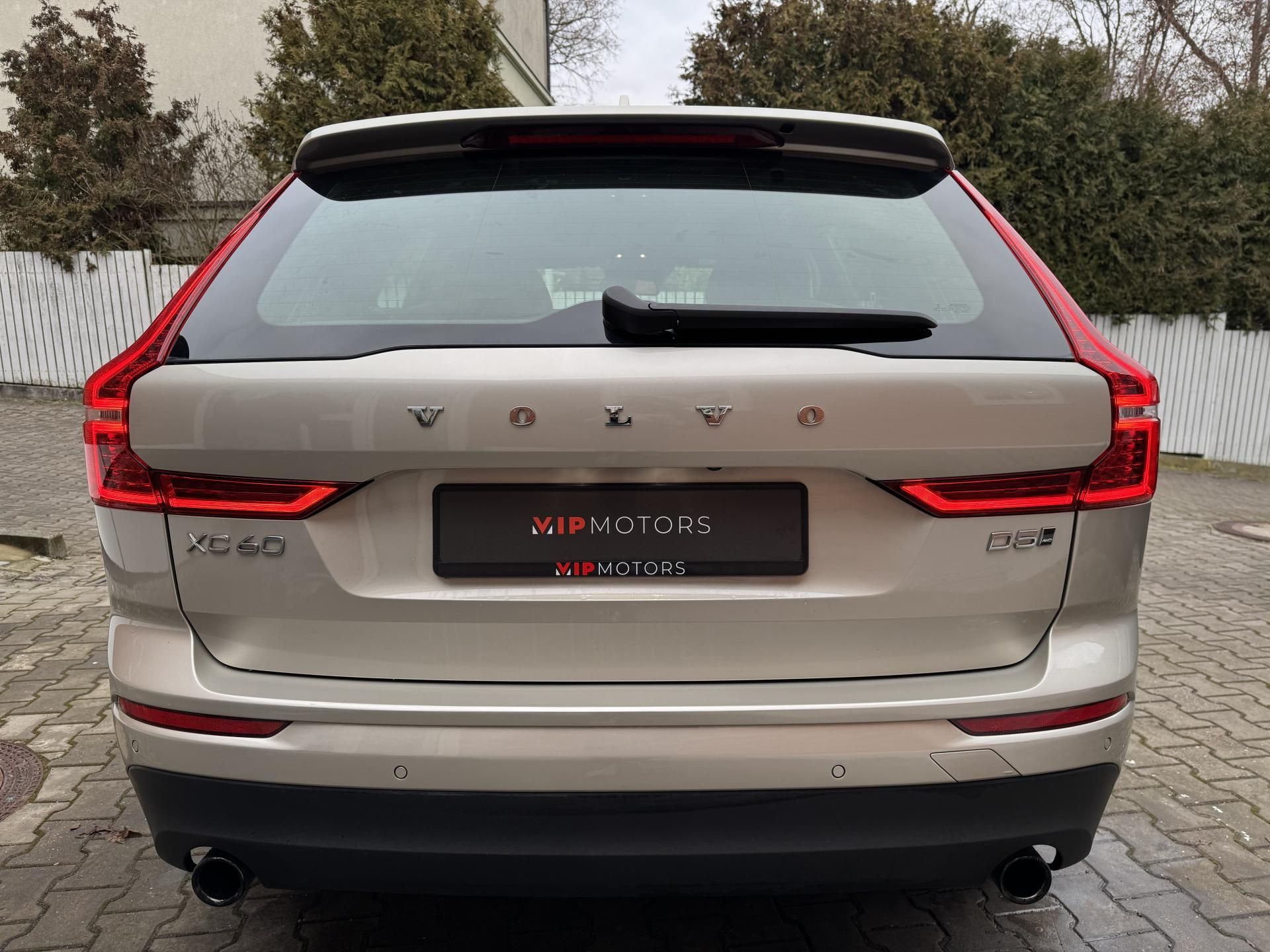 Volvo XC60, XC60-D5-173KW-AWD-ČR - fotka 5
