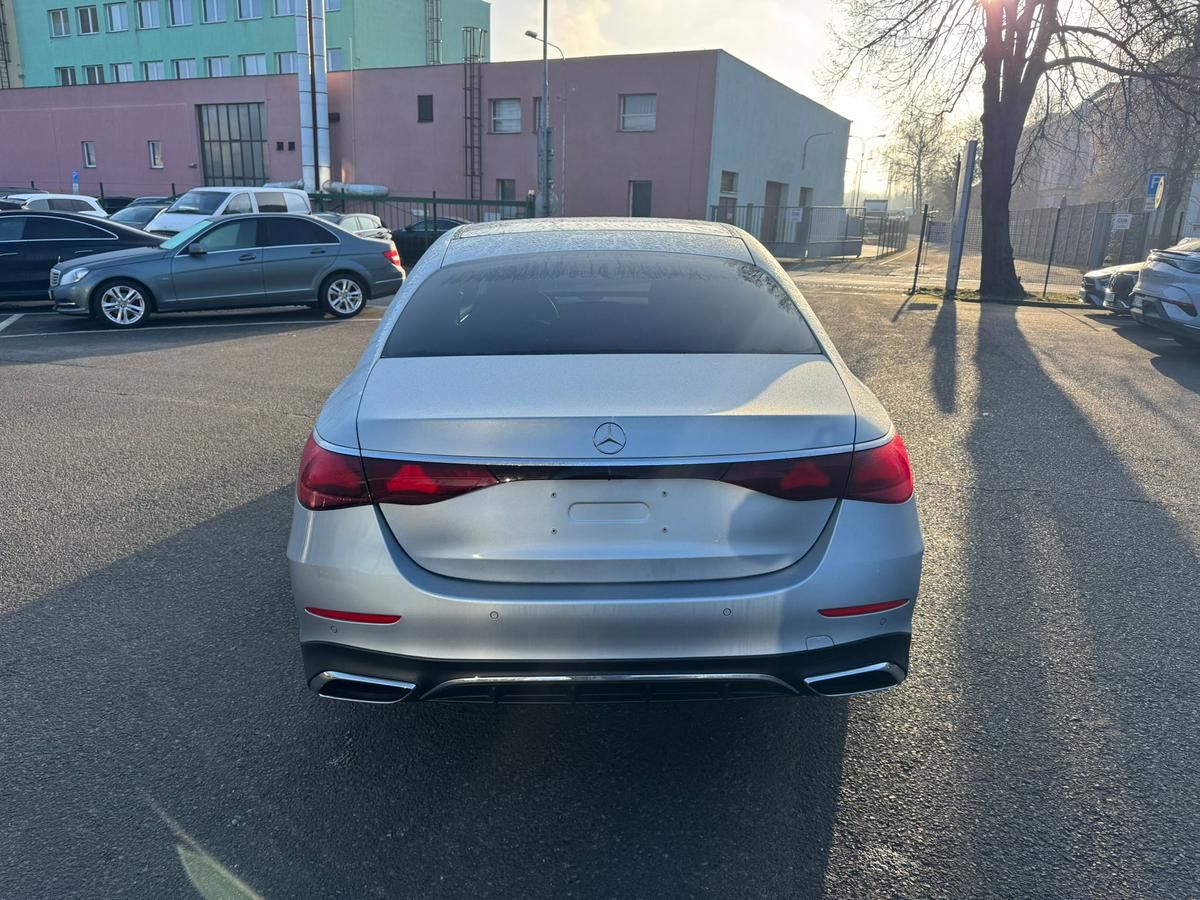Mercedes-Benz Třídy E, E 450 d 4MATIC - fotka 6