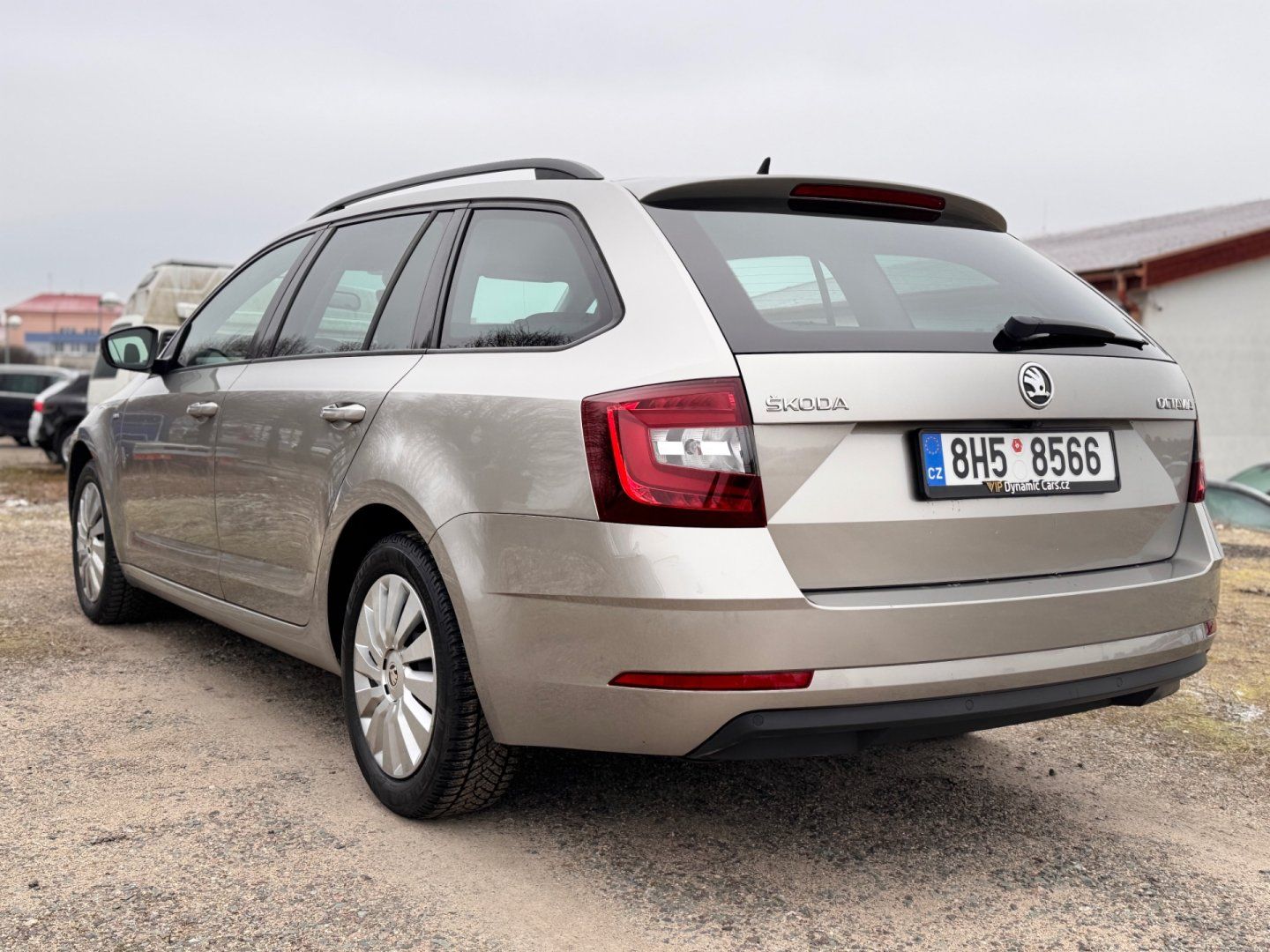 Škoda Octavia, 2.0 TDI DSG Drive LED WEBASTO - fotka 4