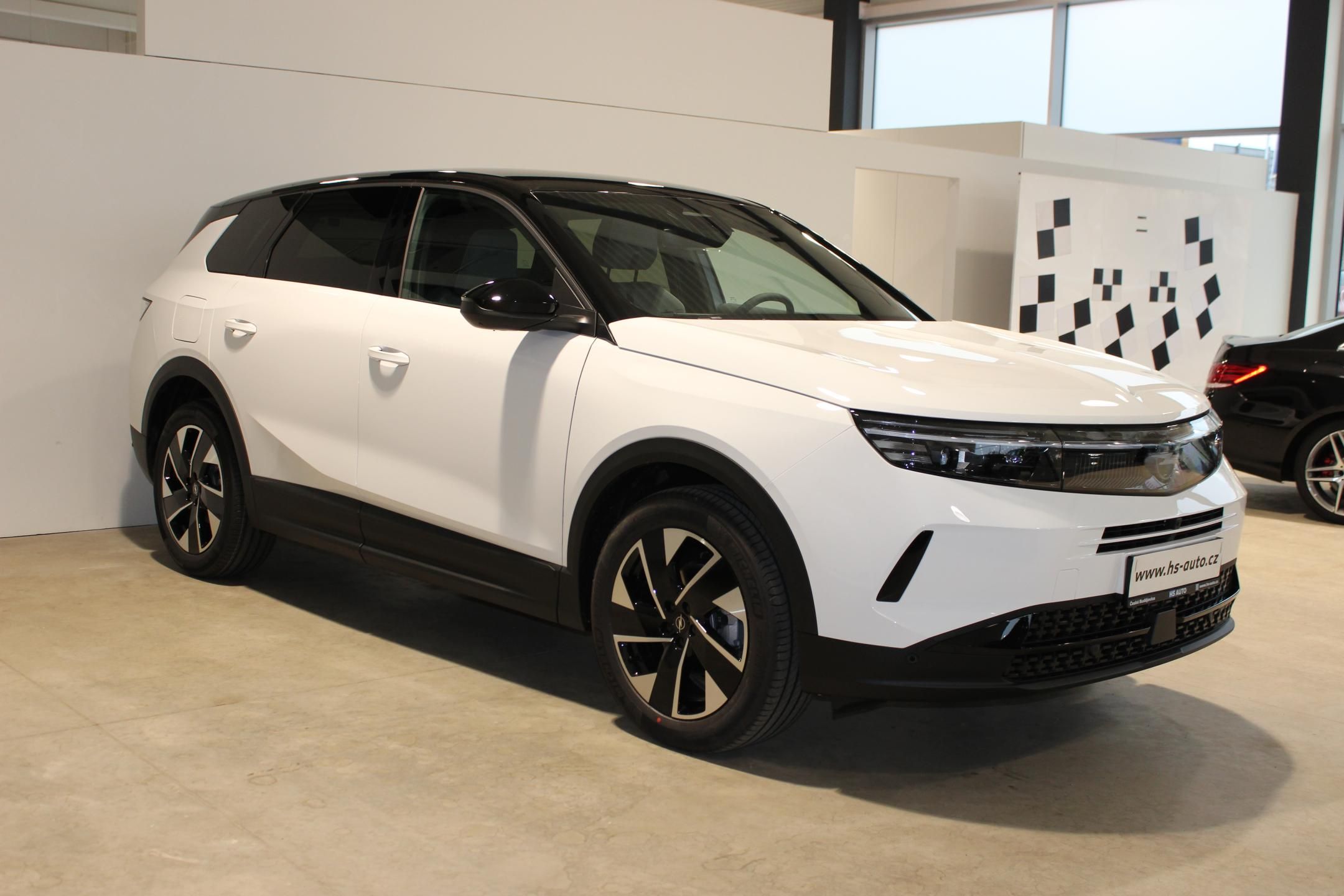 Opel Grandland, GS Hybrid 1.2 TURBO 107kW
