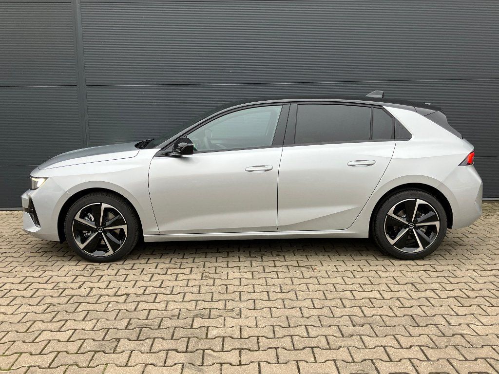 Opel Astra, Hybrid 1.2 Turbo (145k) eDCT6 - fotka 3