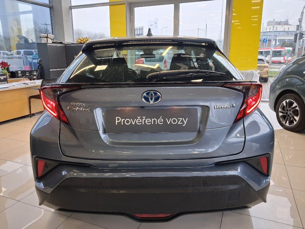 Toyota C-HR, 1.8HEV 72kW 2022 Comfort - fotka 5