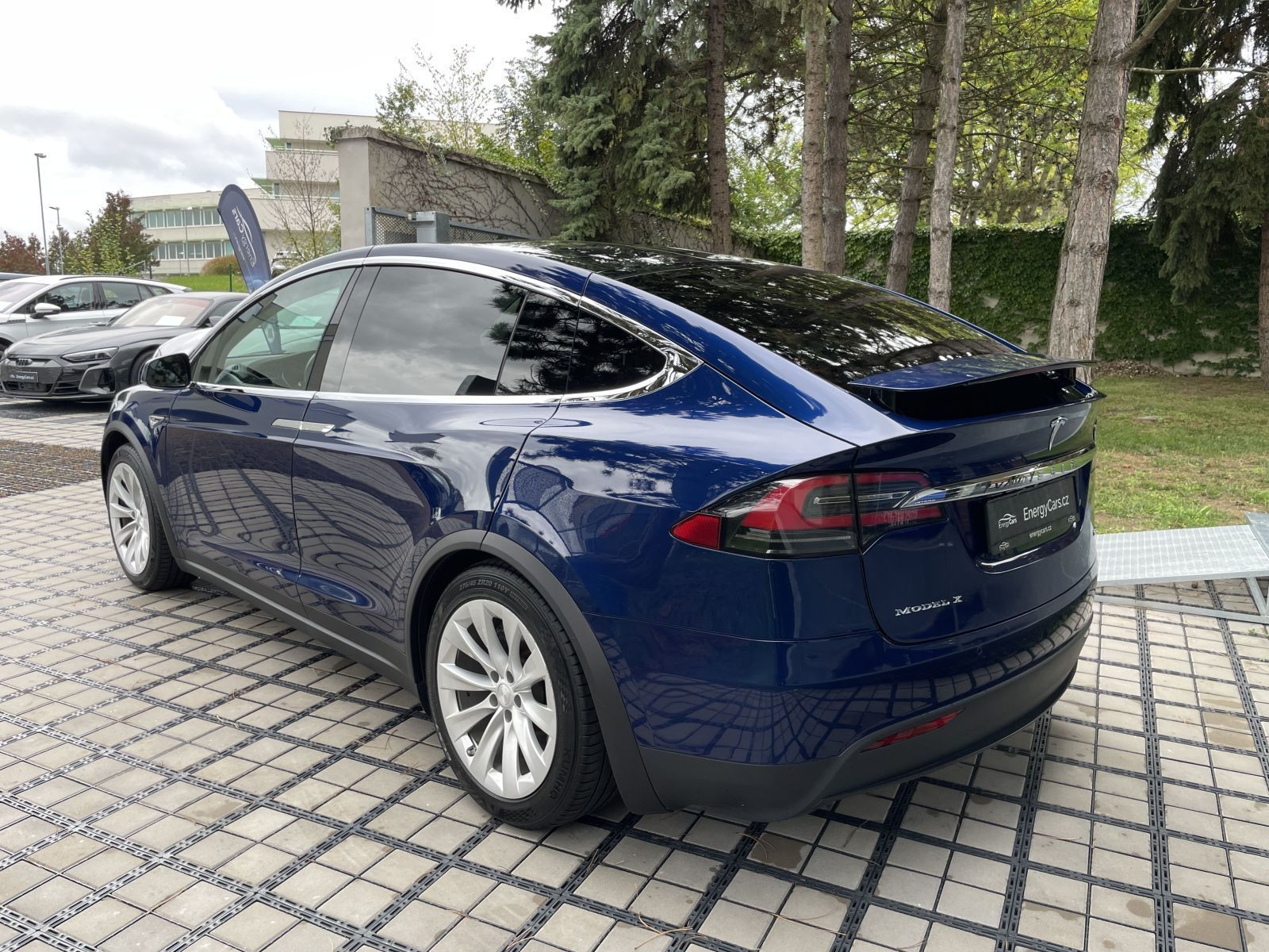 Tesla Model X, 90D, AWD, tažné zařízení - fotka 5
