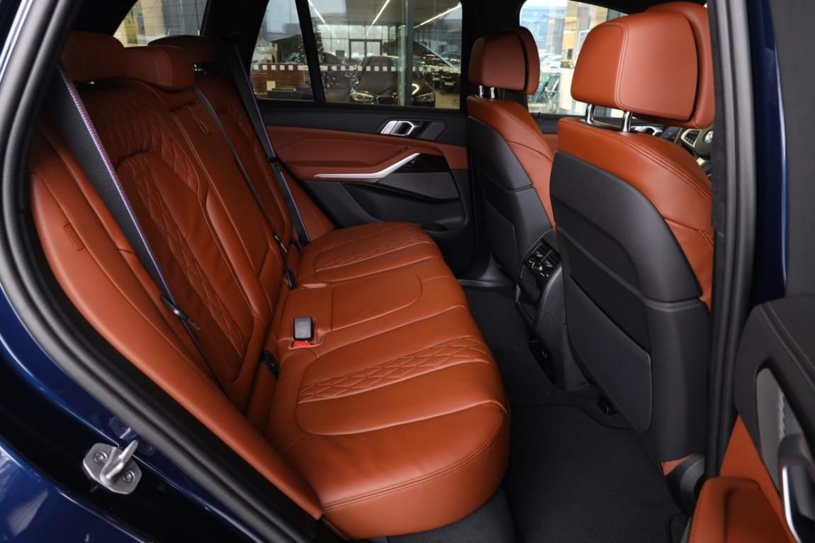 BMW X5, xDrive50e - fotka 6