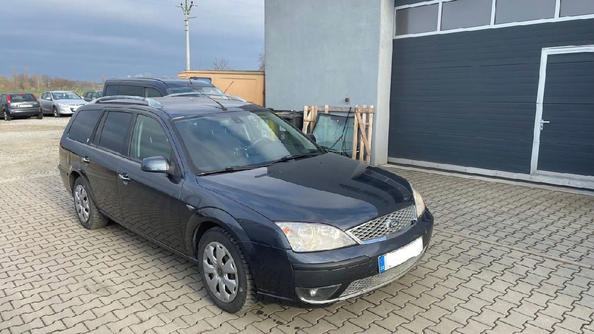 Ford Mondeo, 1.8 Ghia / 2x sady kol / navi - fotka 5