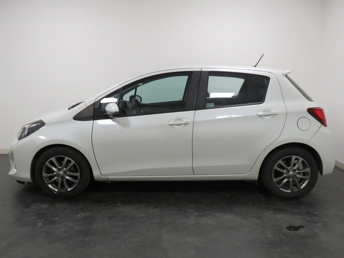 Toyota Yaris, 1.0 VVT-i 51 kW Trend - fotka 3