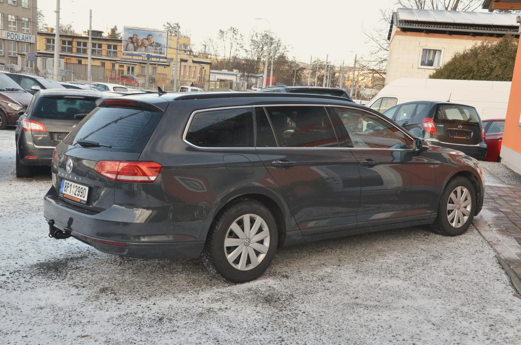 Volkswagen Passat, 1.6 TDi 88kW Comfortline TAŽNÉ - fotka 6