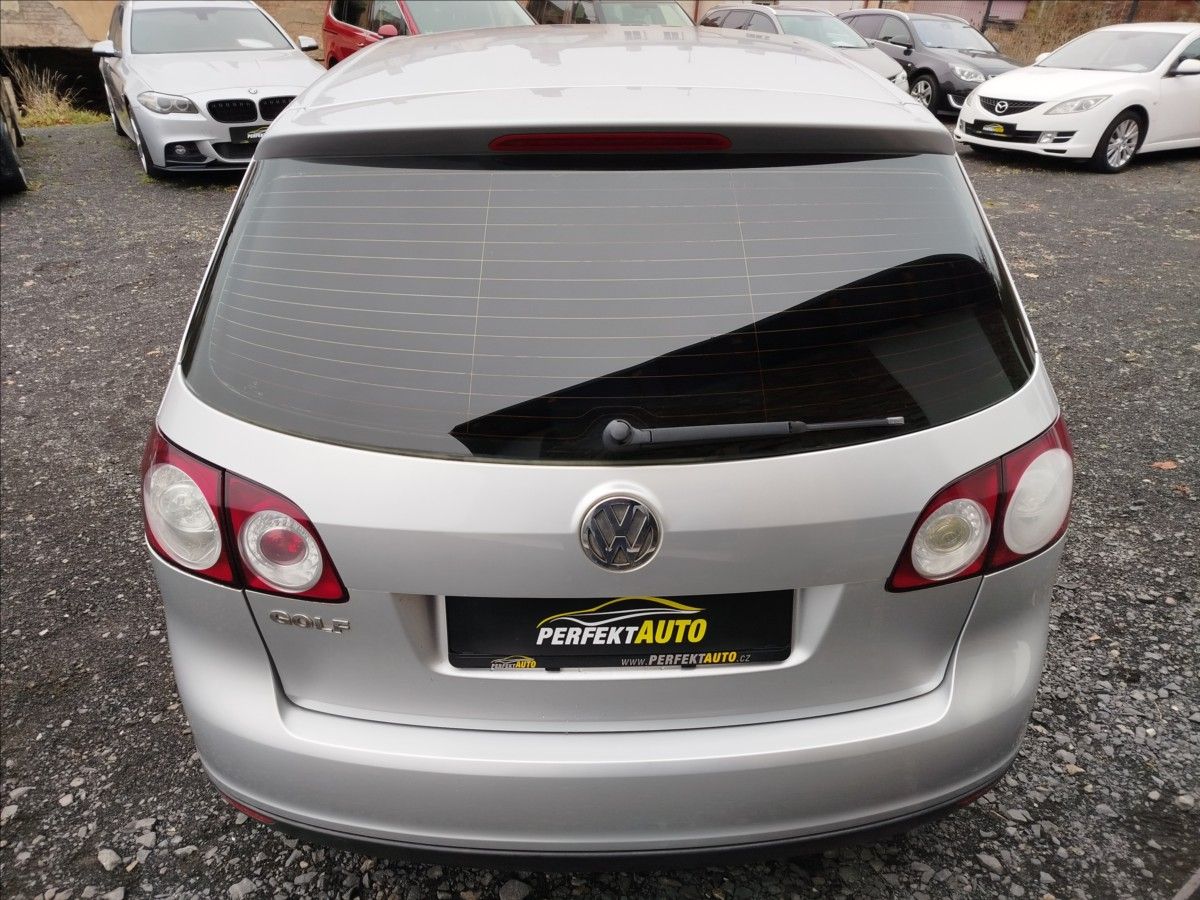 Volkswagen Golf Plus, 1,4 i 55kW, NÍZKÝ NÁJEZD - fotka 4