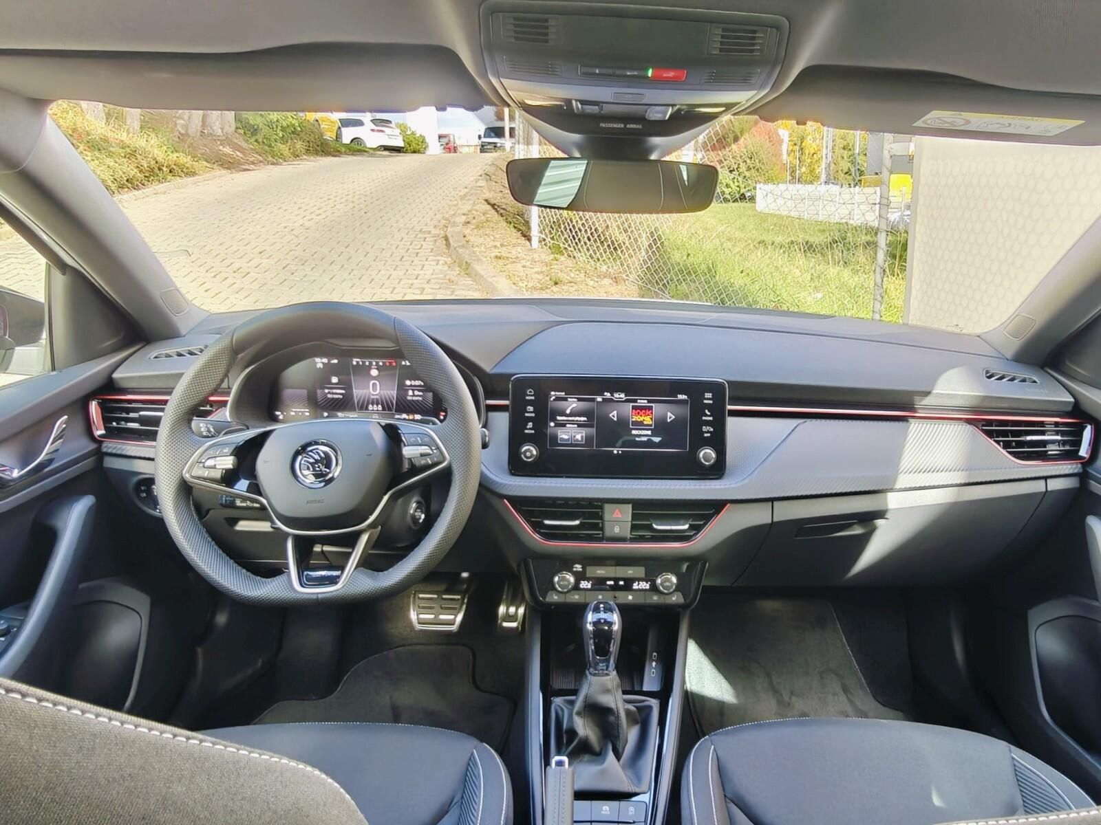 Škoda Scala, 1,5 TSI 110 kW Monte Carlo DSG - fotka 6