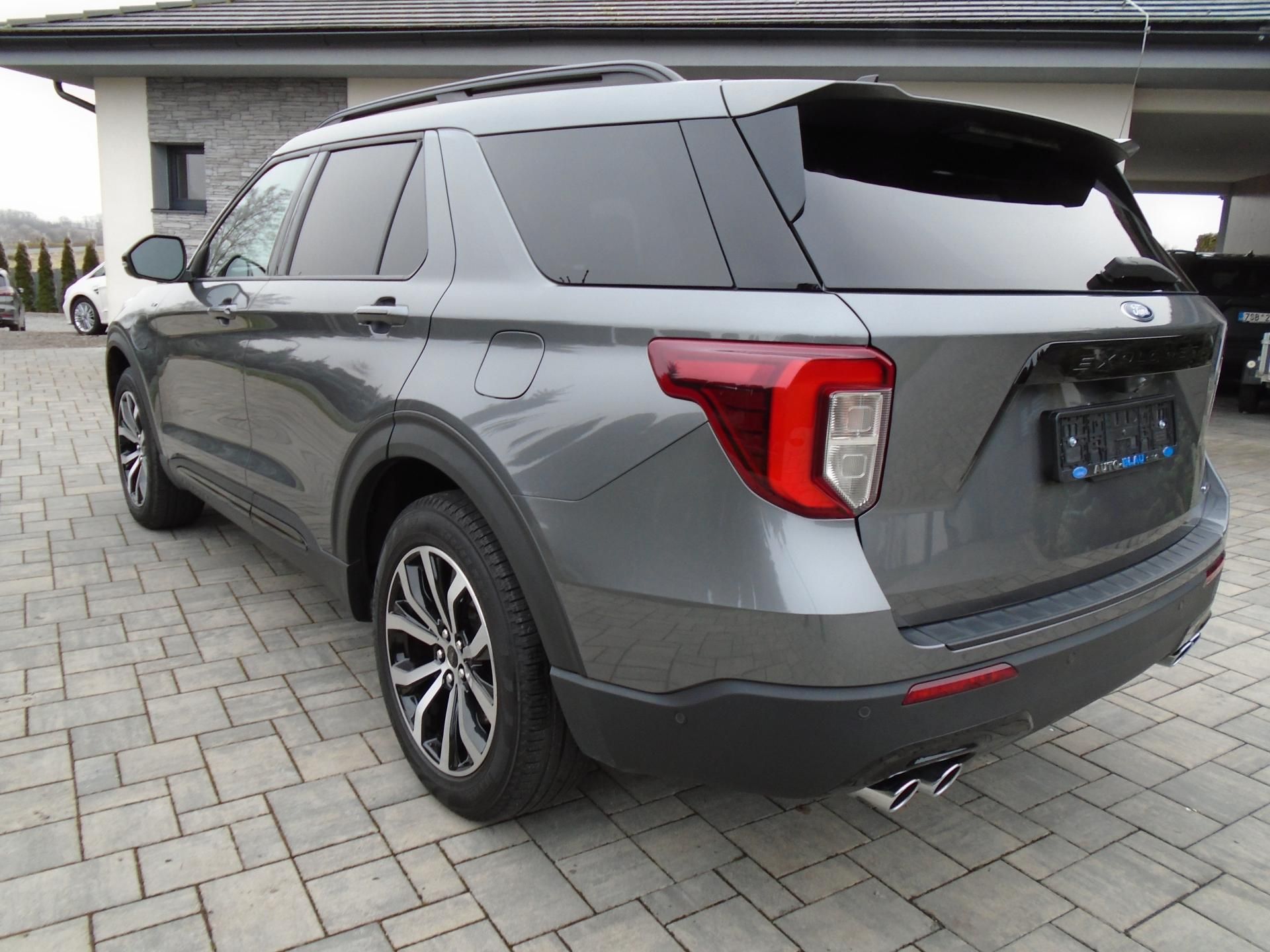 Ford Explorer, 3,0EcoBoost Plug-in-Hybrid ST - fotka 3